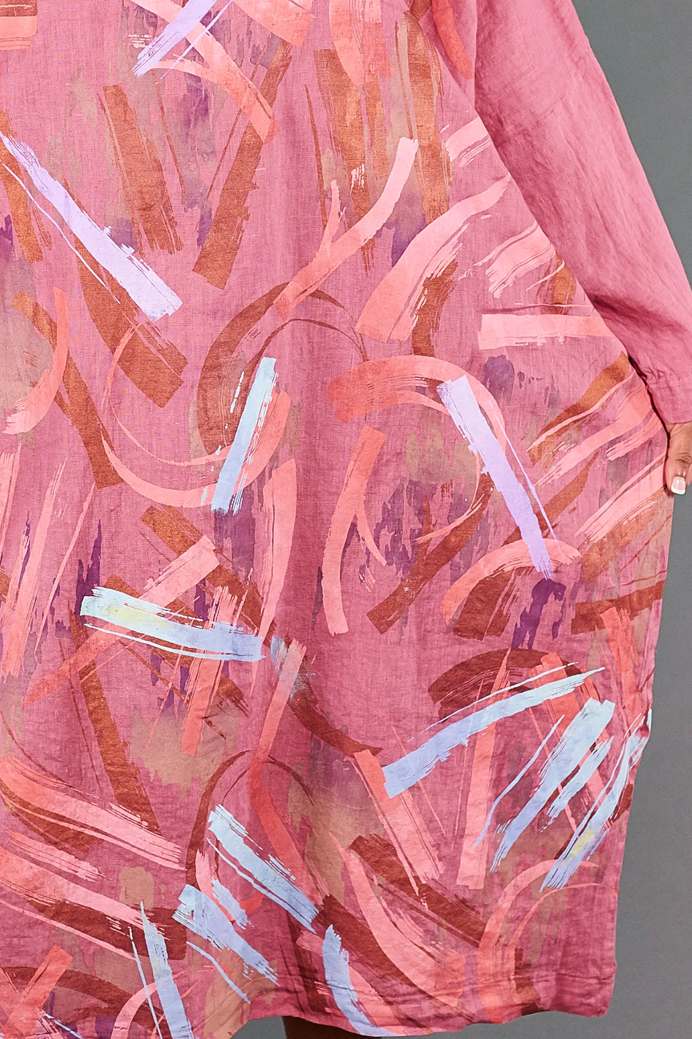 2210 Linen Mariposa-Bloom-Symphony of Form