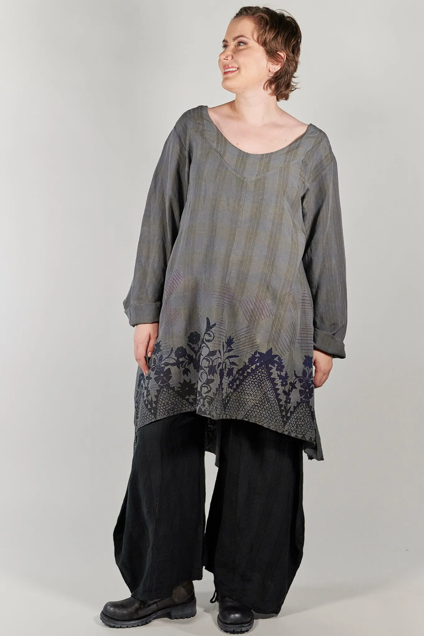 2238 Long Tunic Graycious Botanicals-P