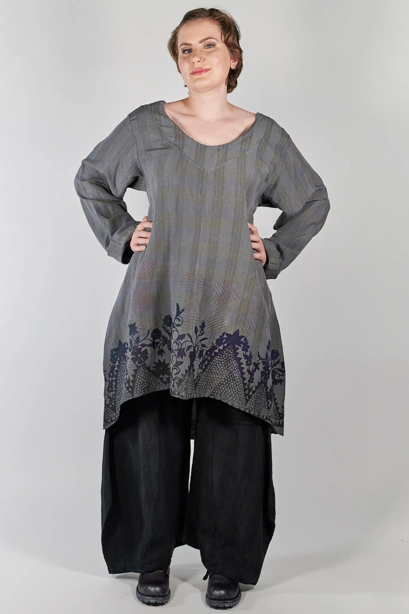 2238 Long Tunic Graycious Botanicals-P