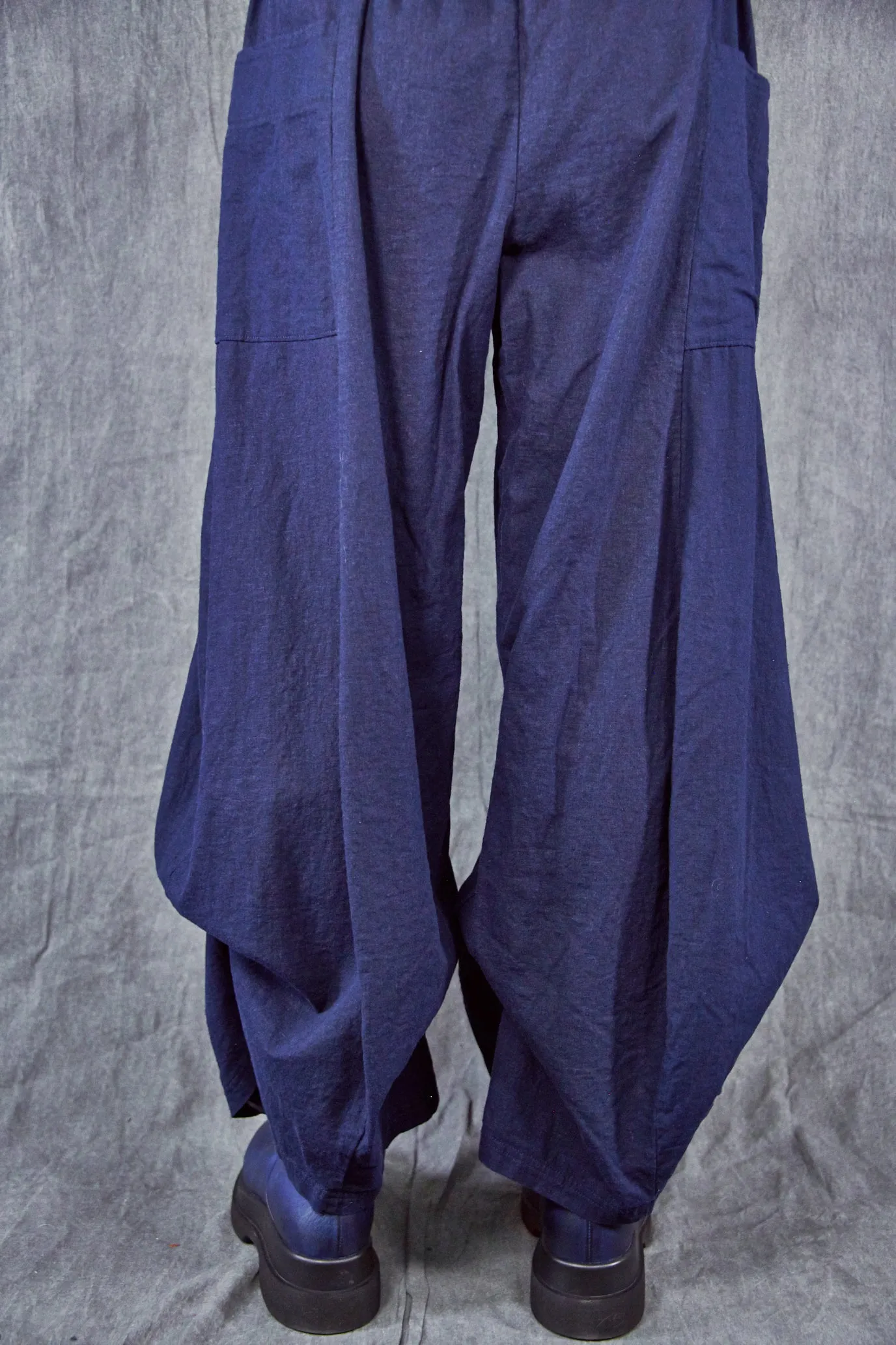 3243 Linen Billow Pant-Navy-U