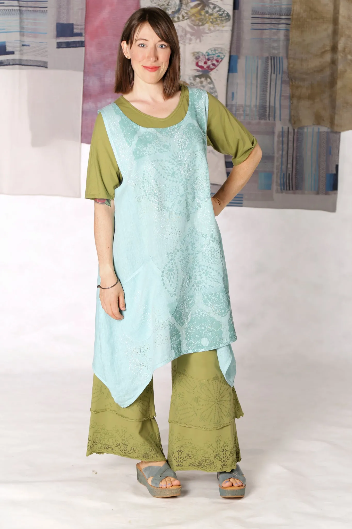 6182 Linen Pinafore Mint-P