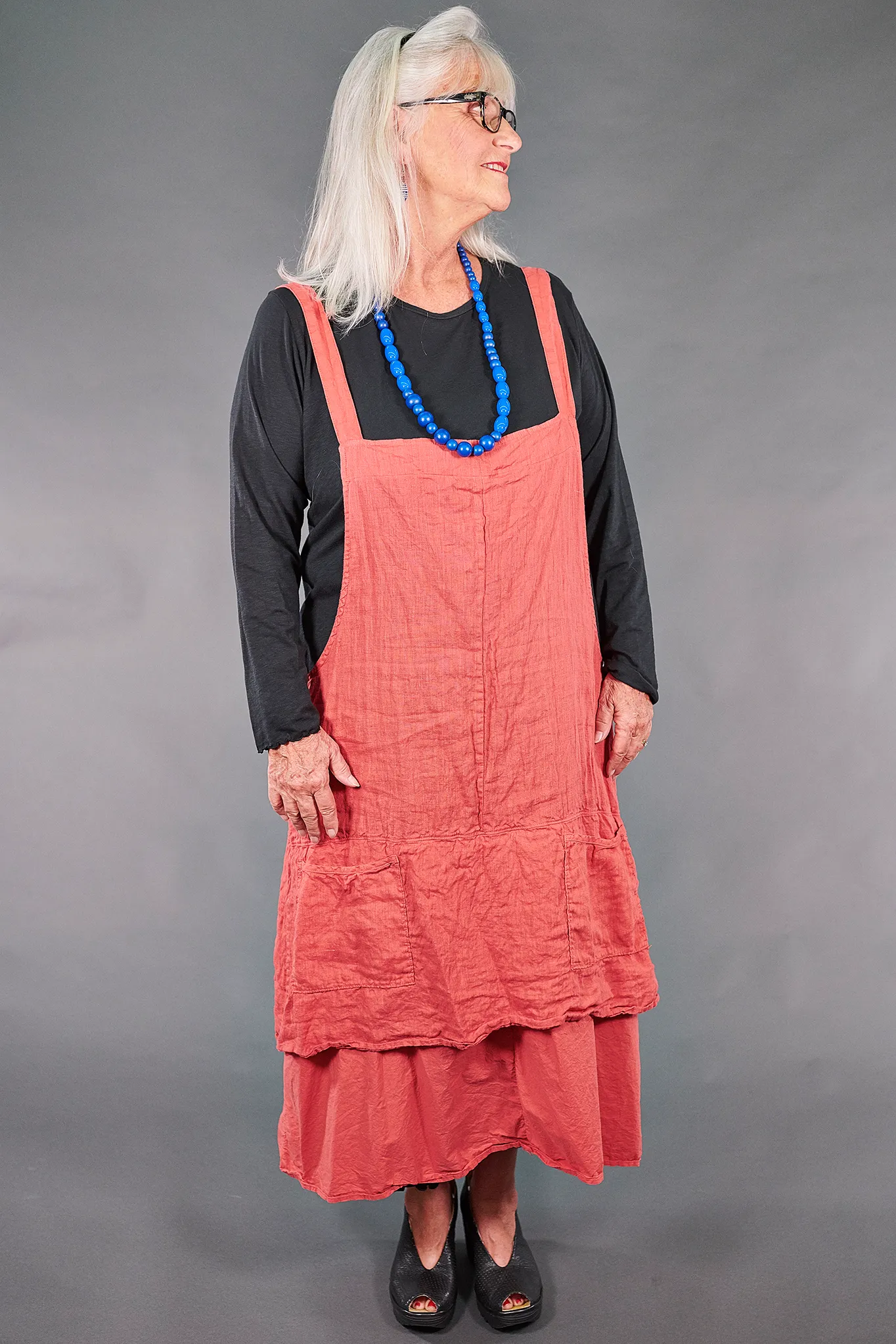 6209 Artist Apron Corallium U