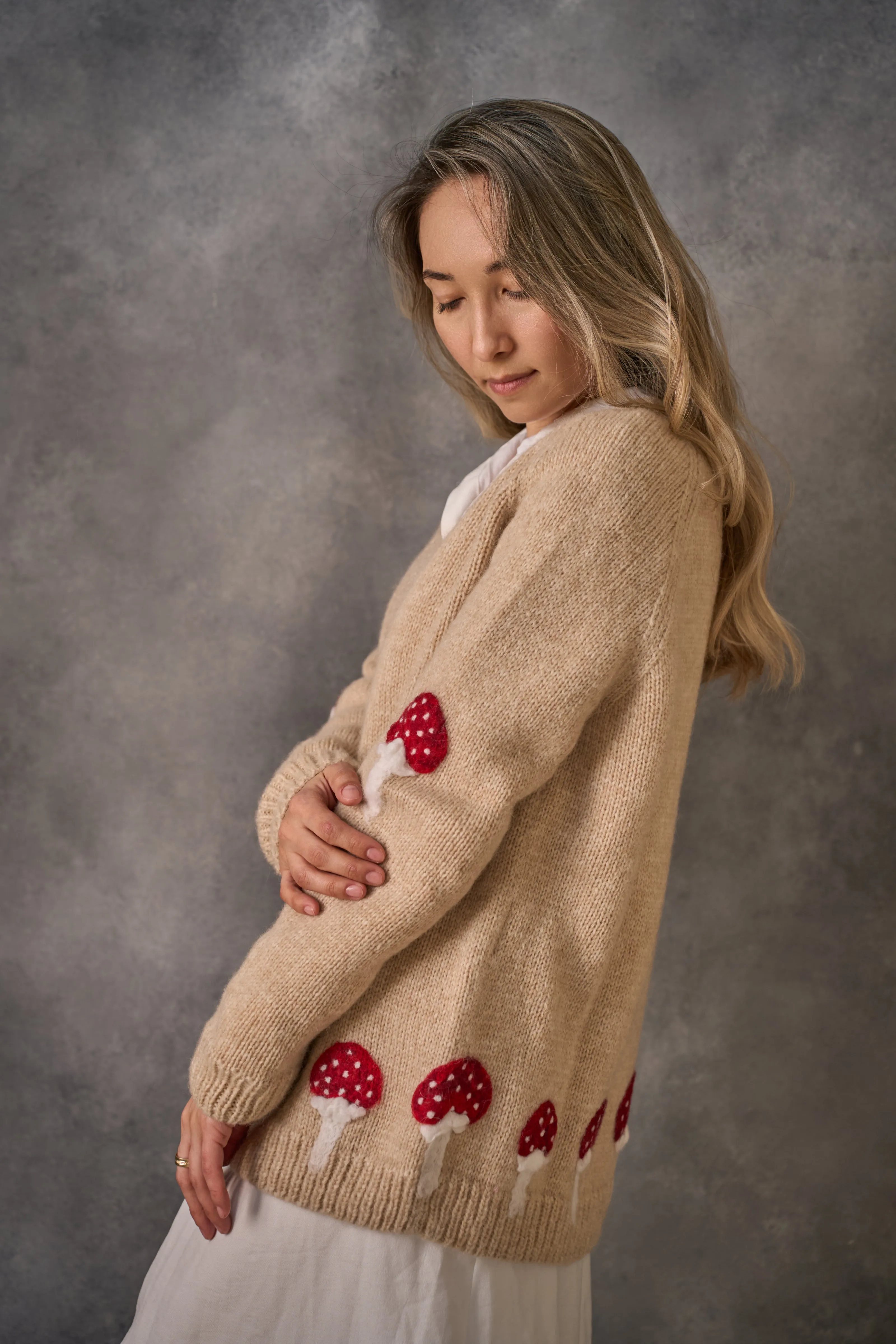 Adult Mushrooms cardigan | wheat