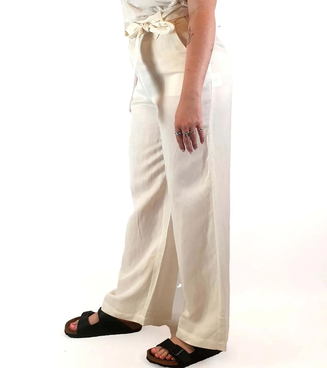 Assembly Label cream linen mix wide leg pants size 14 (best fits 12-small 14)