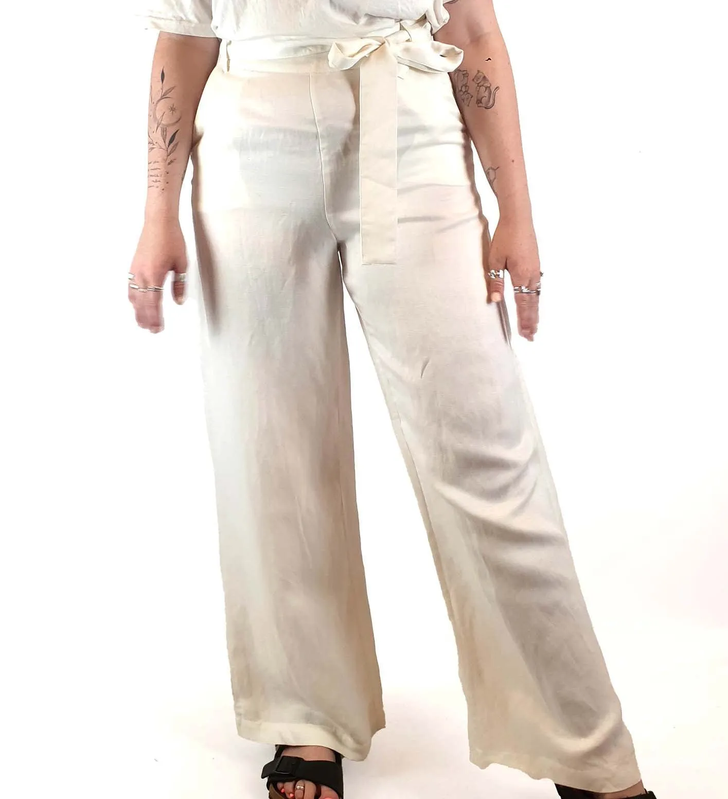 Assembly Label cream linen mix wide leg pants size 14 (best fits 12-small 14)