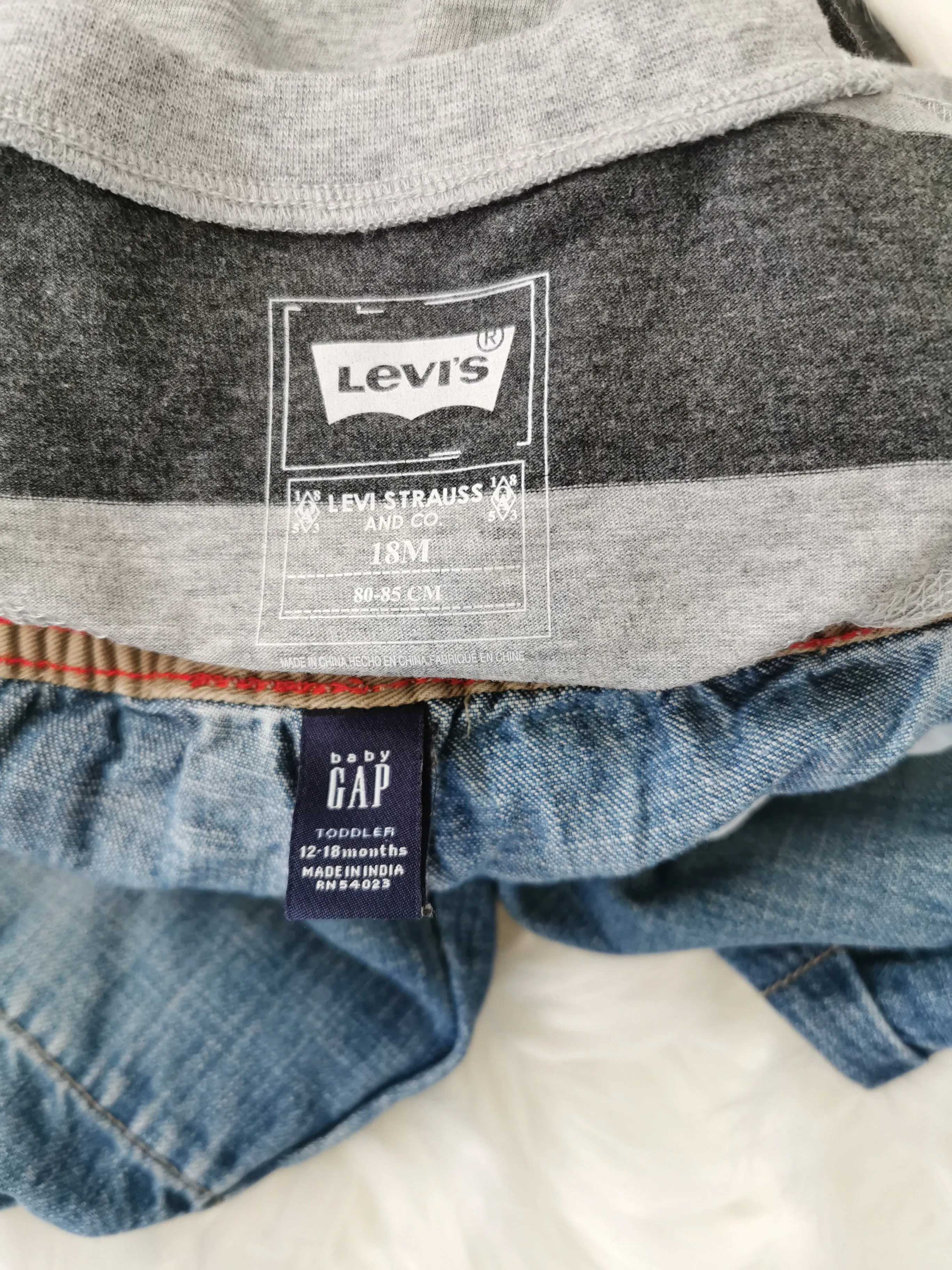 BABY BOY SIZE 12/18 MONTHS - LEVI'S & Baby GAP, 2 Piece Mix N Match Outfit VGUC B14