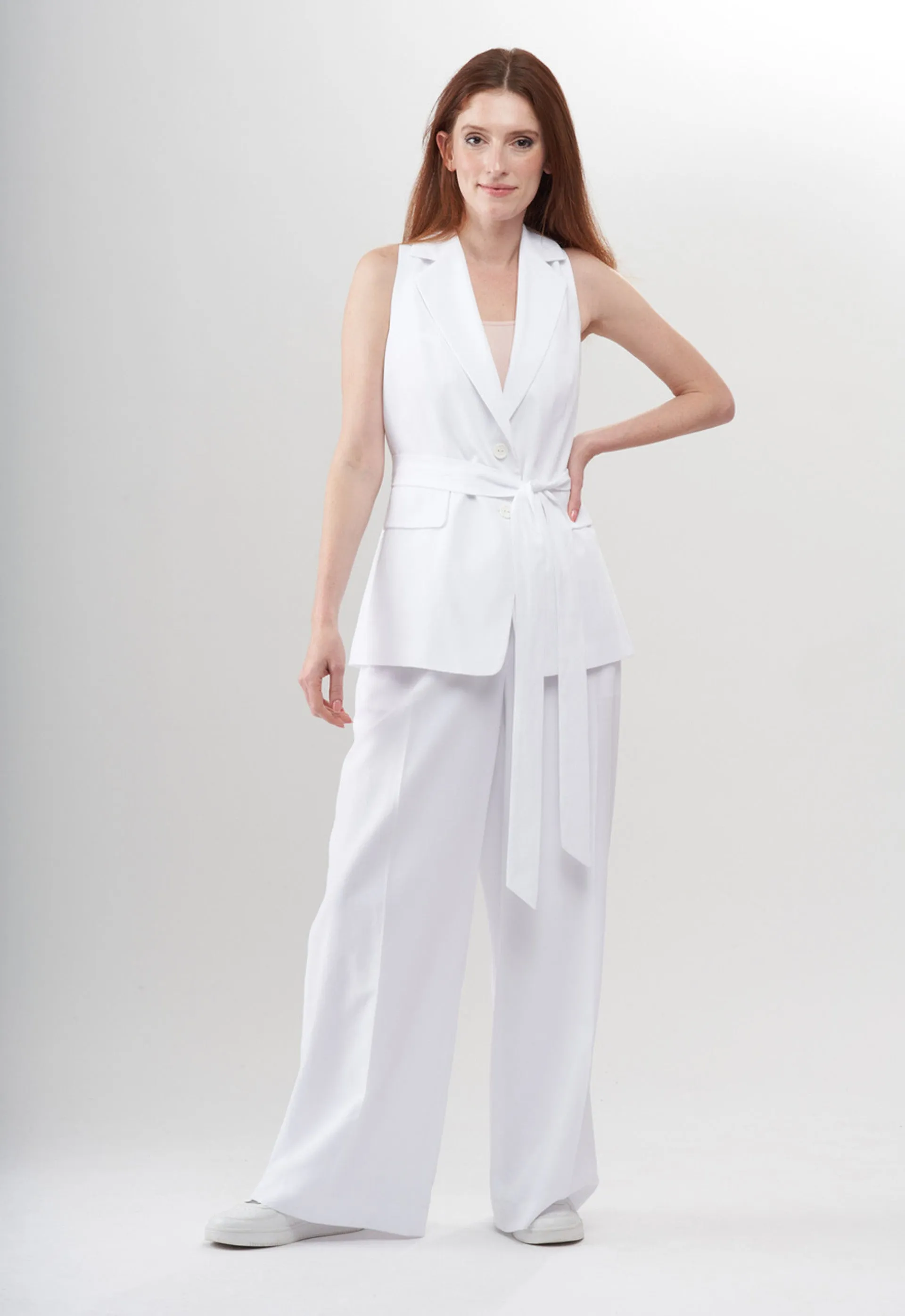 BCV7249 Vest with Tie Front