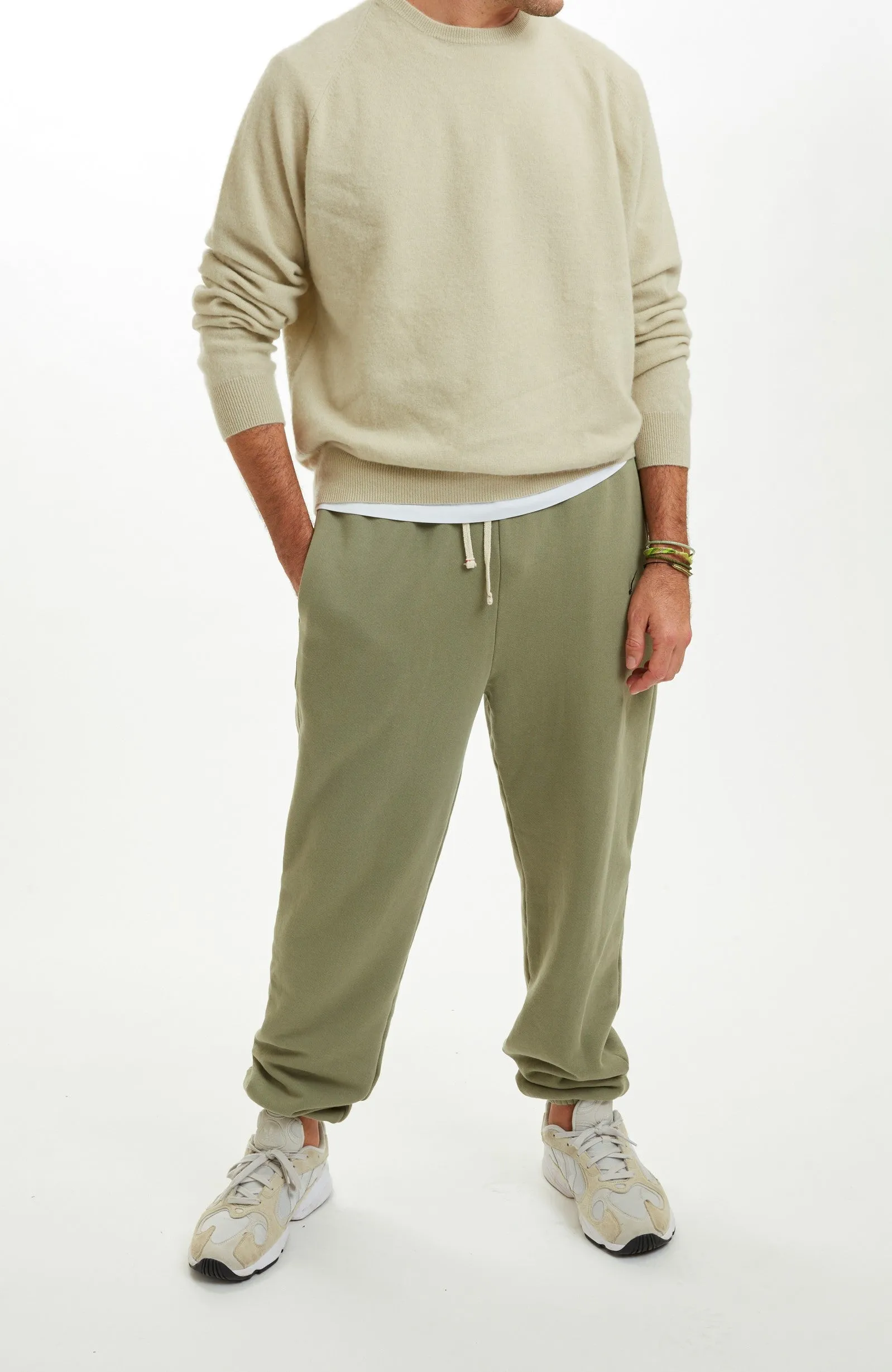 Boyfriend R-Neck Sweater
