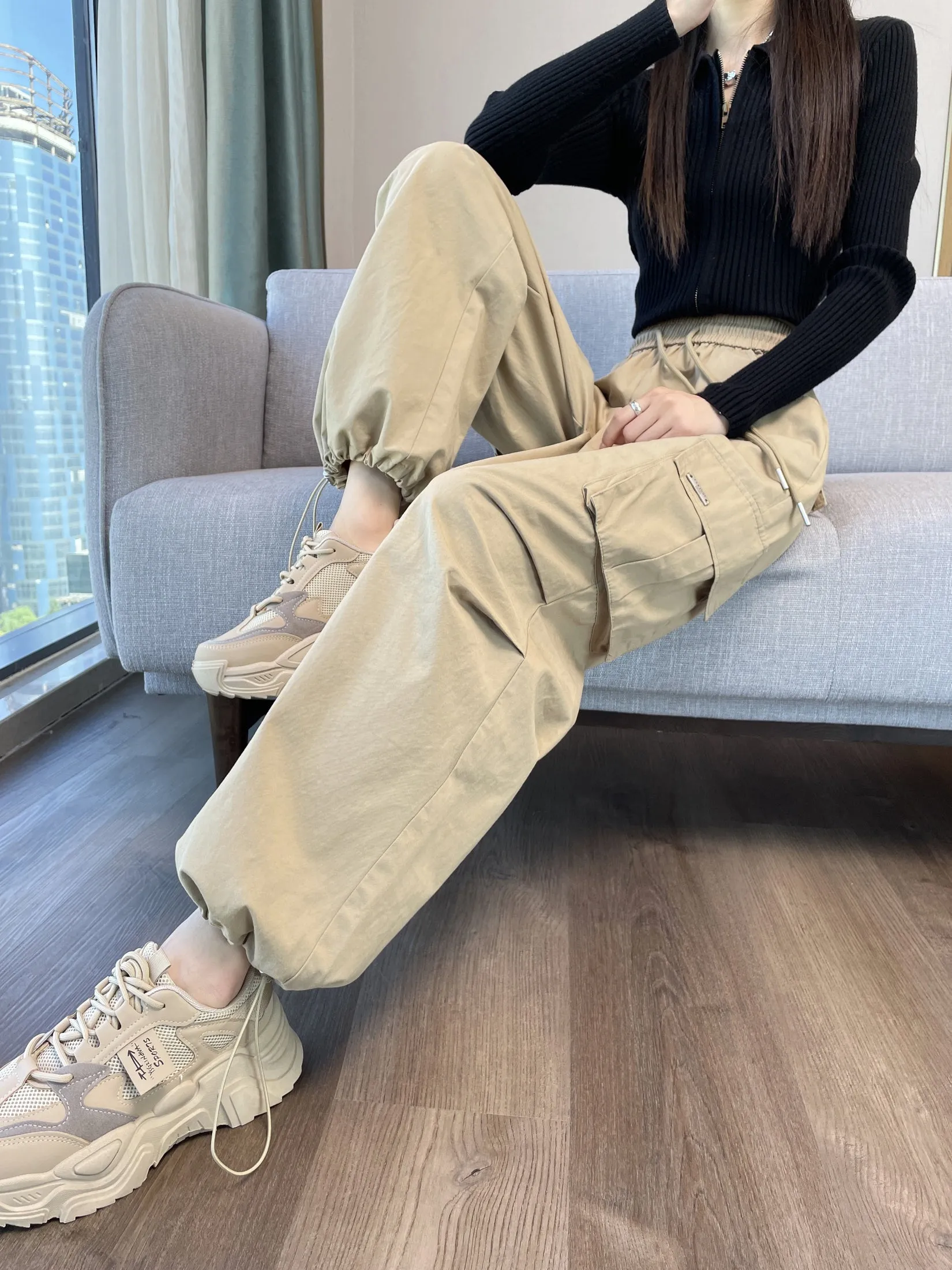 Breathable Solid Color Cargo Pants with Comfort and Drawstring Cuffs