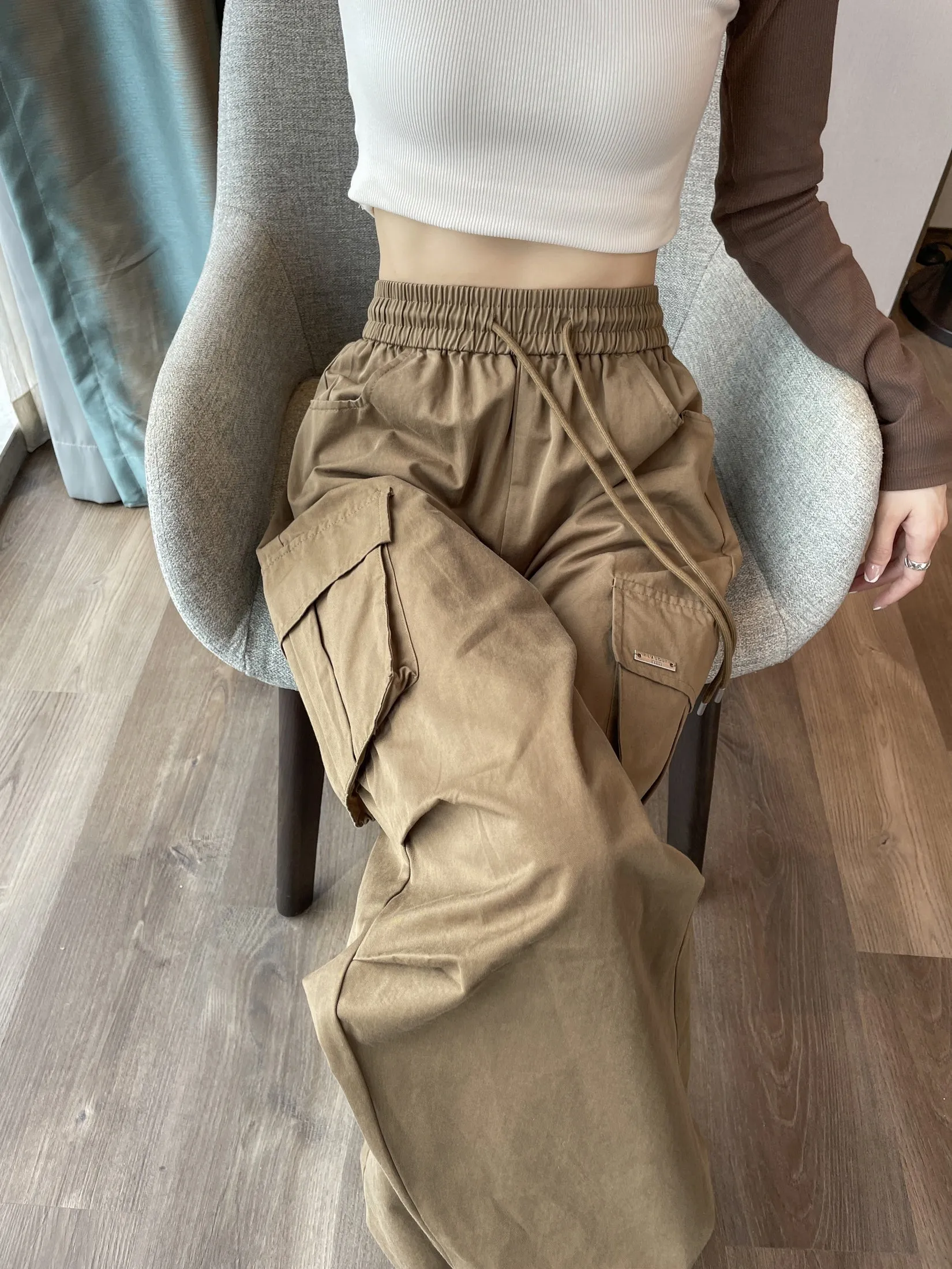 Breathable Solid Color Cargo Pants with Comfort and Drawstring Cuffs