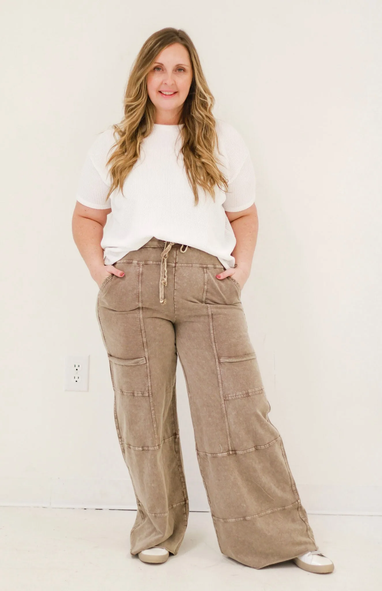 Calling for You Wide Legged Pants in Mocha