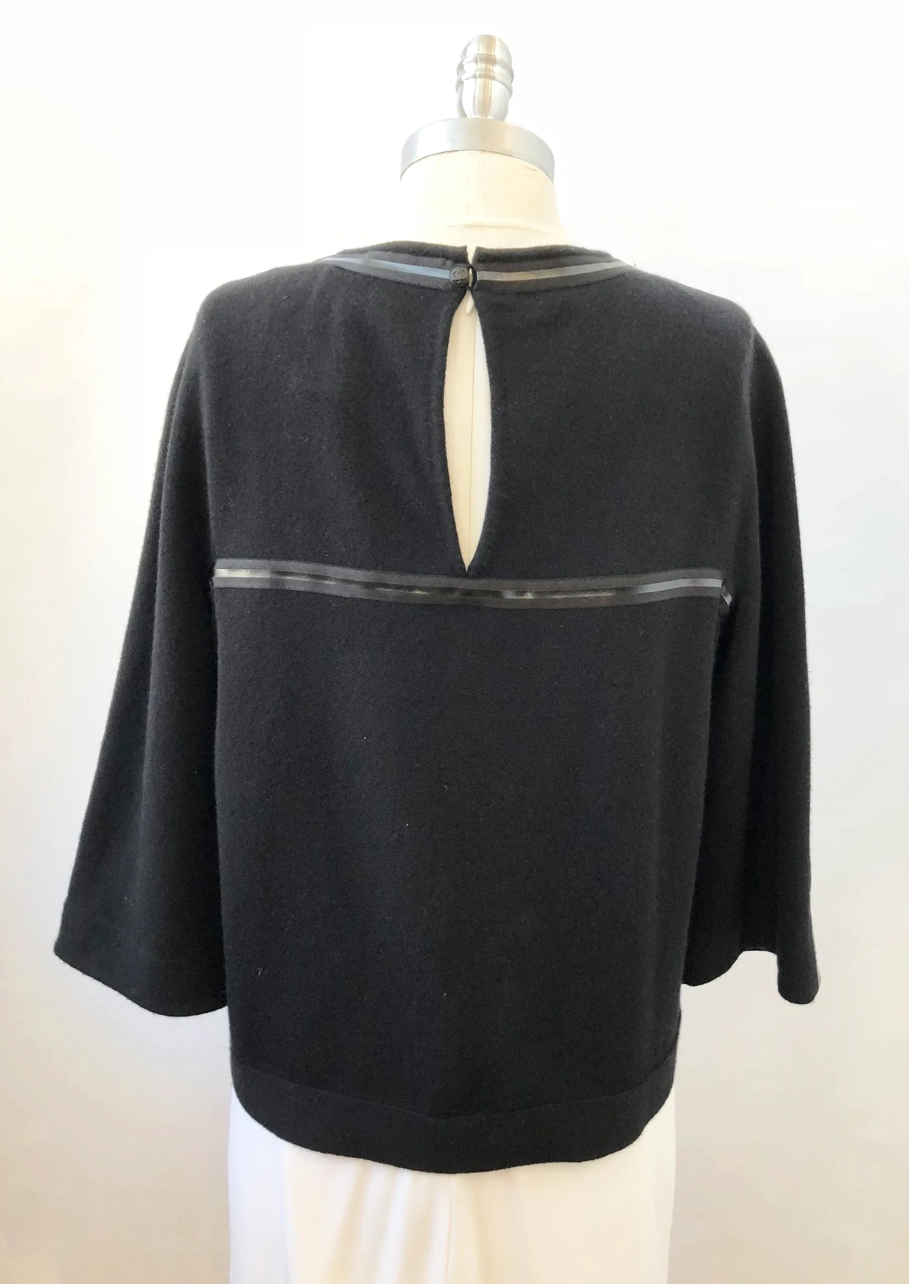 Chanel Cashmere Sweater Size 40 Fr (8 Us))