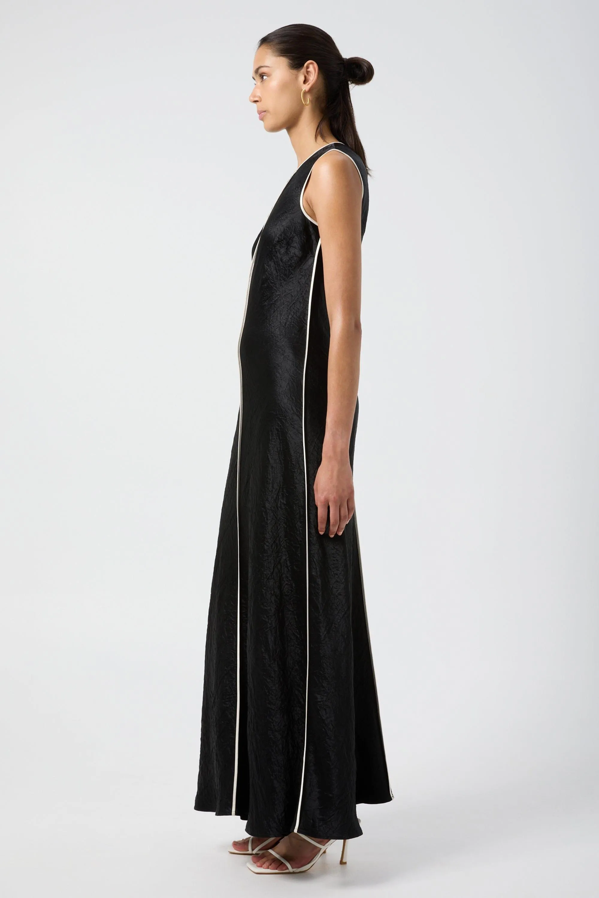 CRUSH CONTRAST BIND MAXI TANK DRESS | BLACK & CREAM