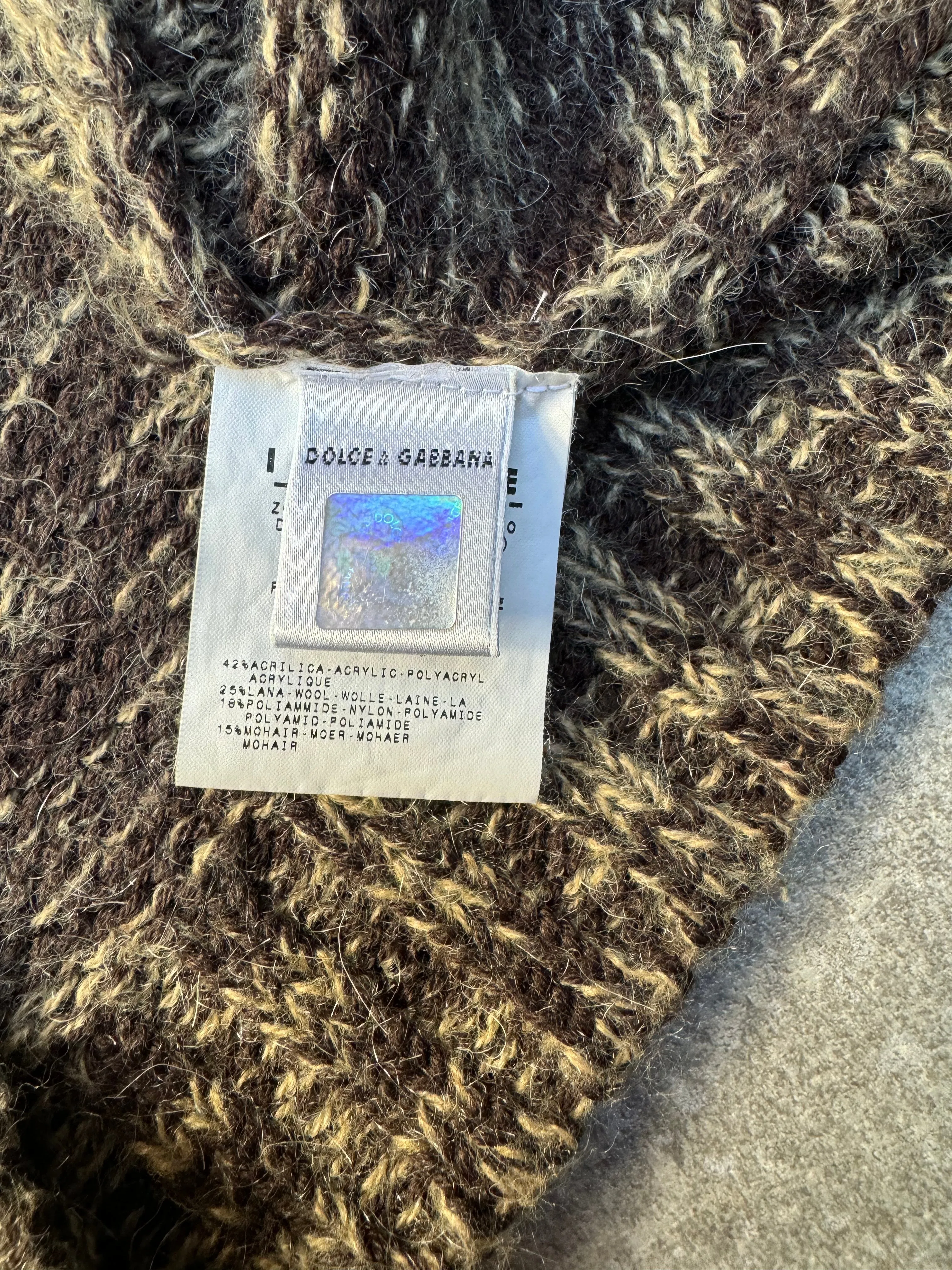 D&G Two Tone V-neck Leather Badge Logo Detail Knit Jumper