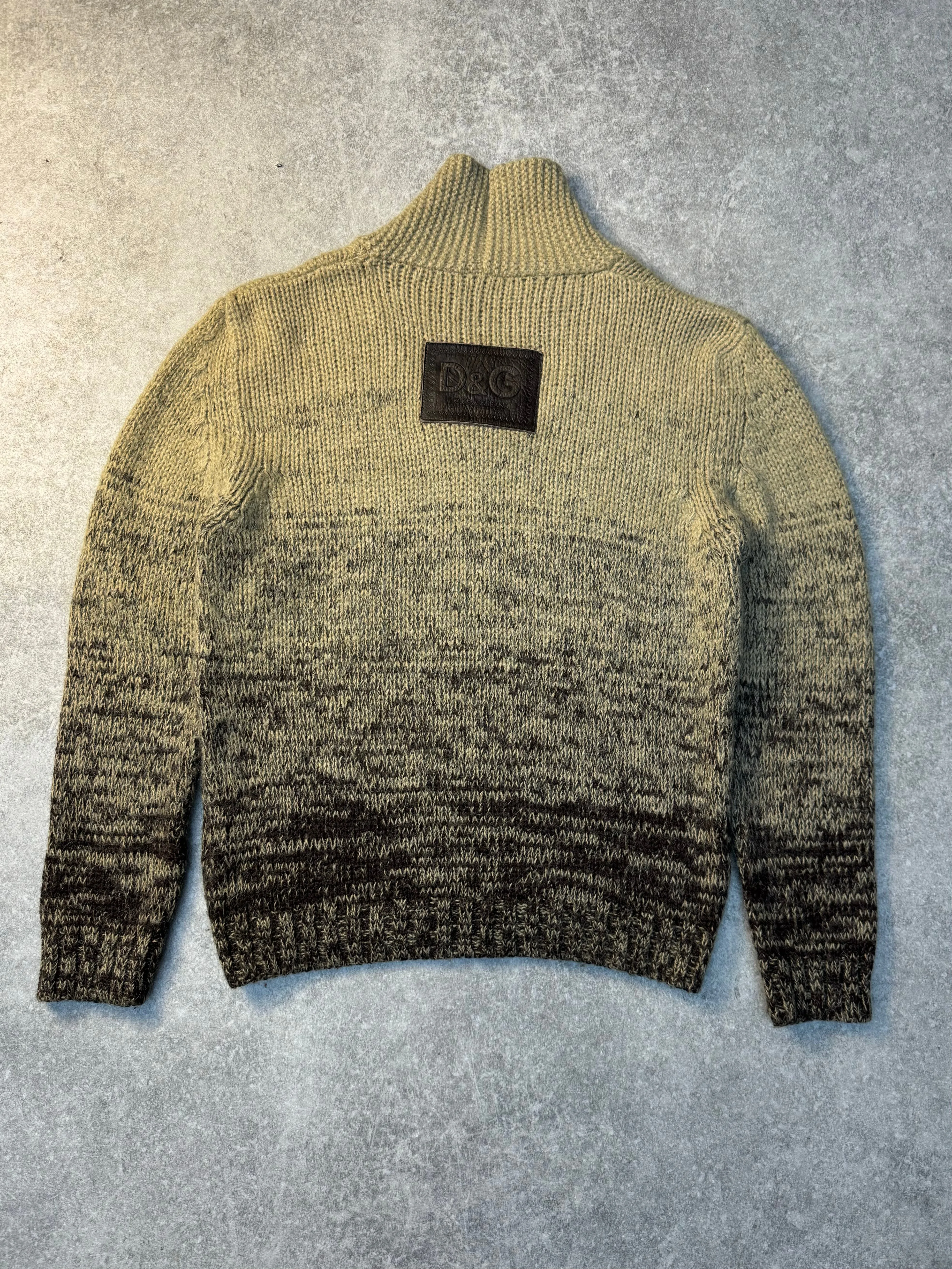 D&G Two Tone V-neck Leather Badge Logo Detail Knit Jumper