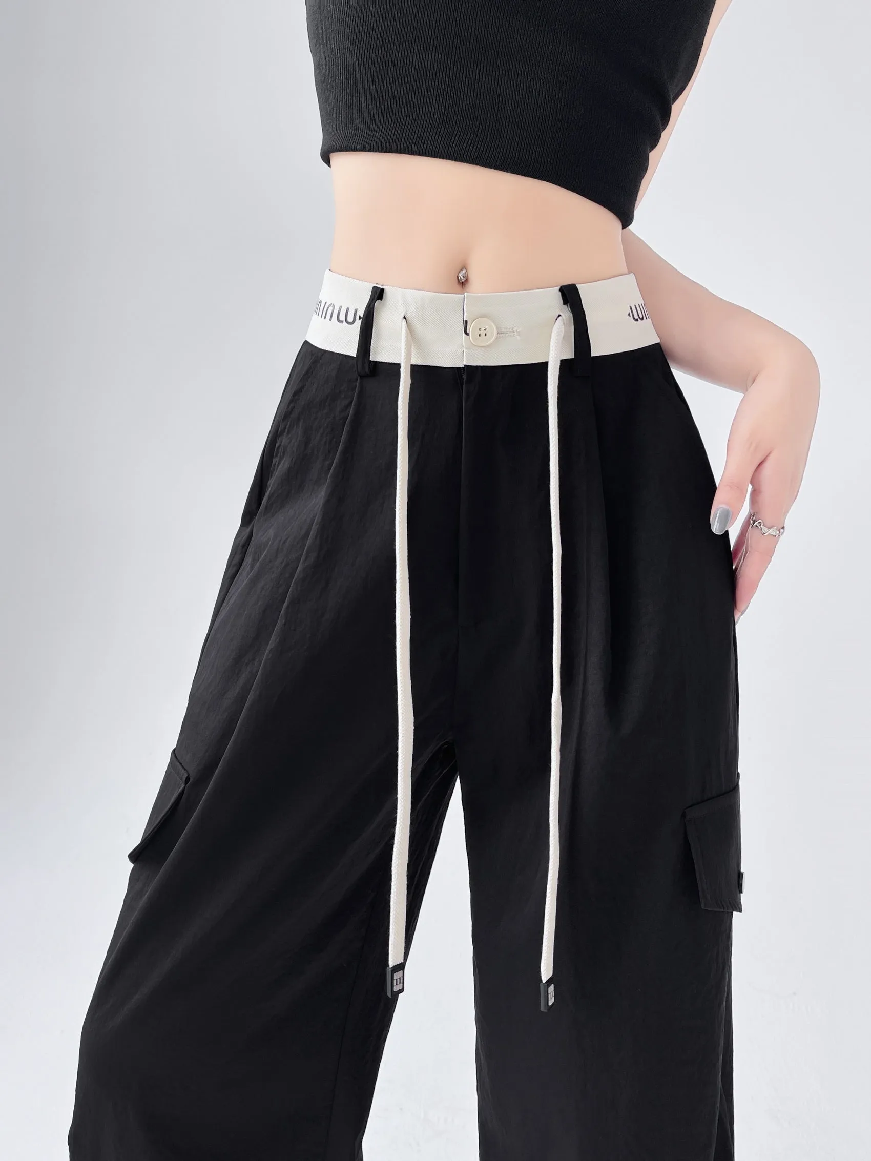 Fashionable Solid Wide Leg Cargo Pant Designed for Comfort and Movement