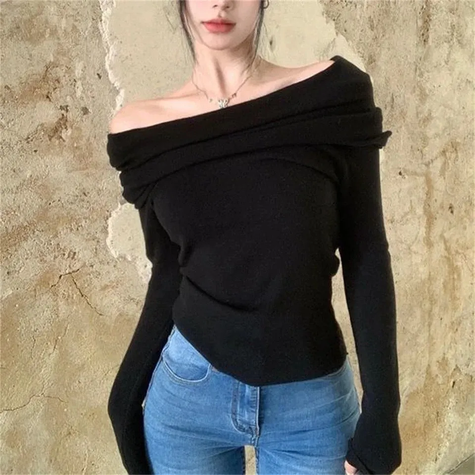 Gallop off shoulder top