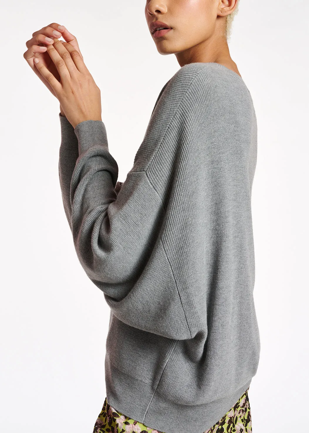 Grey oversized fine-knit sweater