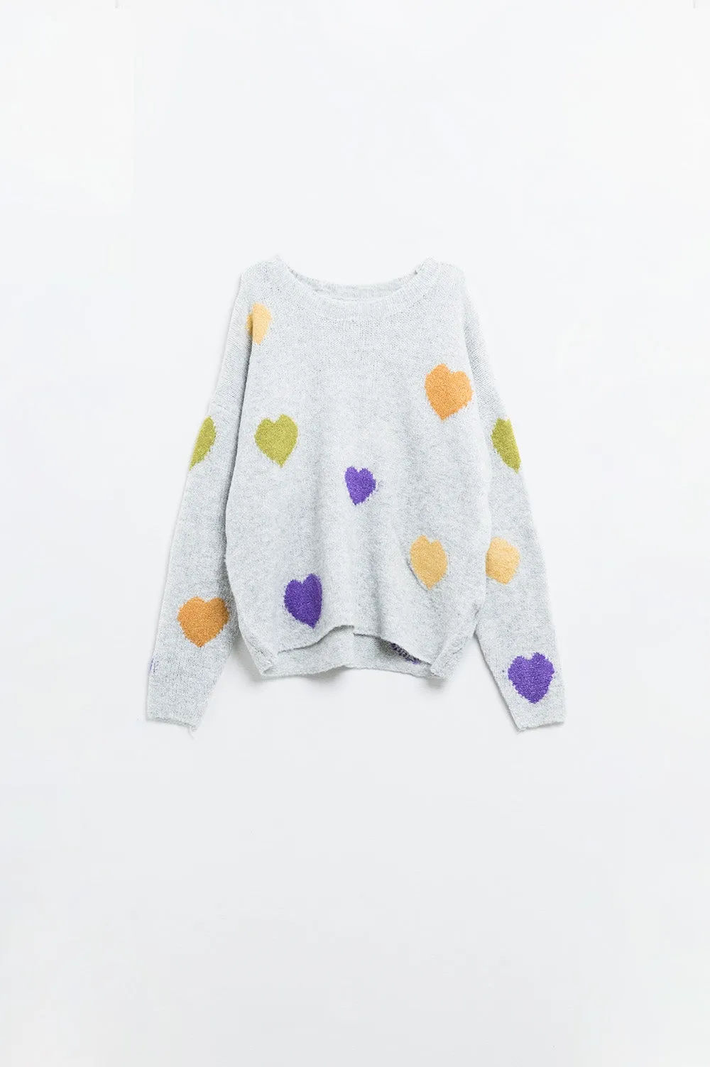 Grey sweater with boat neck and heart print