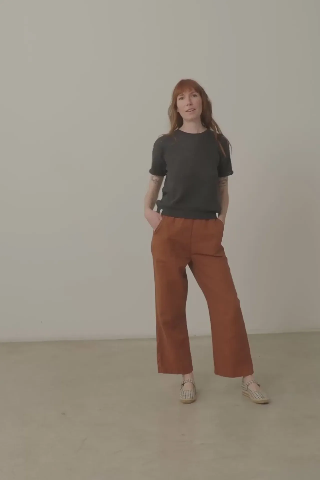 Henna Oversized Linen Blend Pants In Terracotta