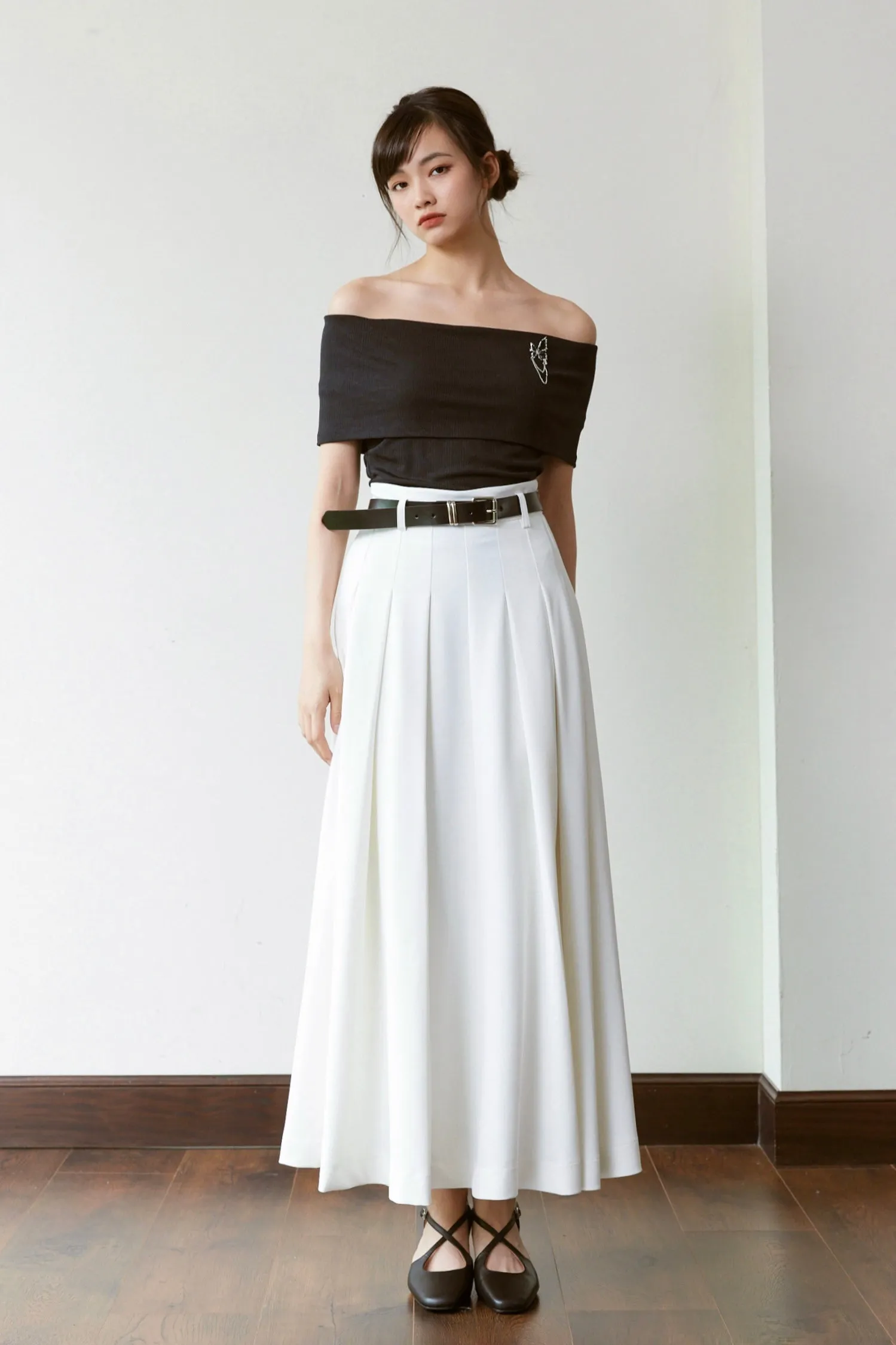 Intention Acetate Off The Shoulder Top