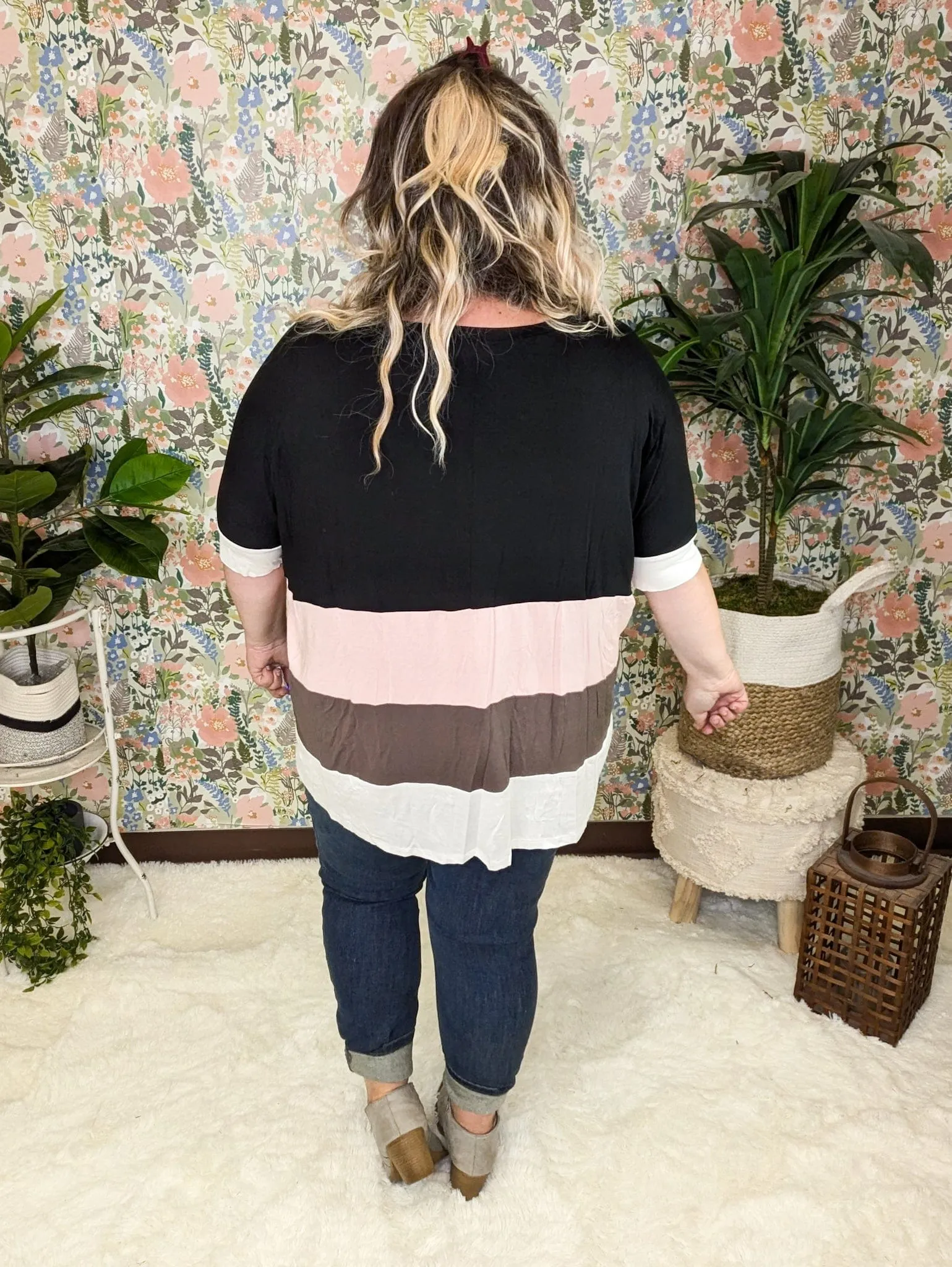 Jillian Colorblock Crewneck Short Sleeve in Dark Neapolitan
