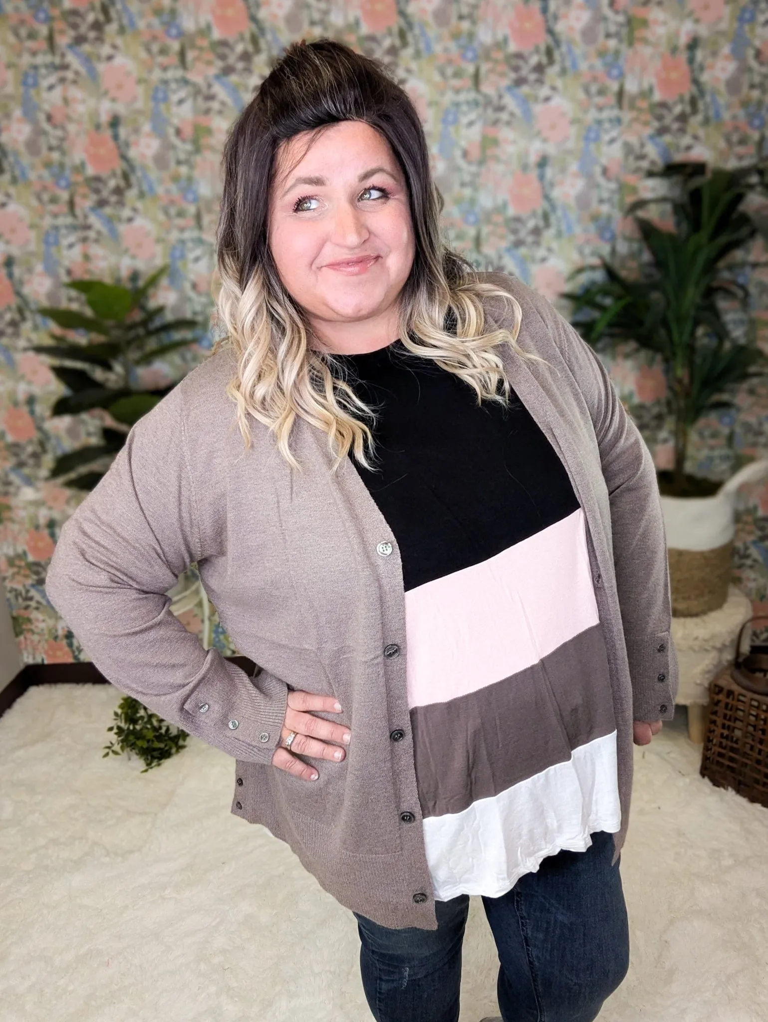 Jillian Colorblock Crewneck Short Sleeve in Dark Neapolitan