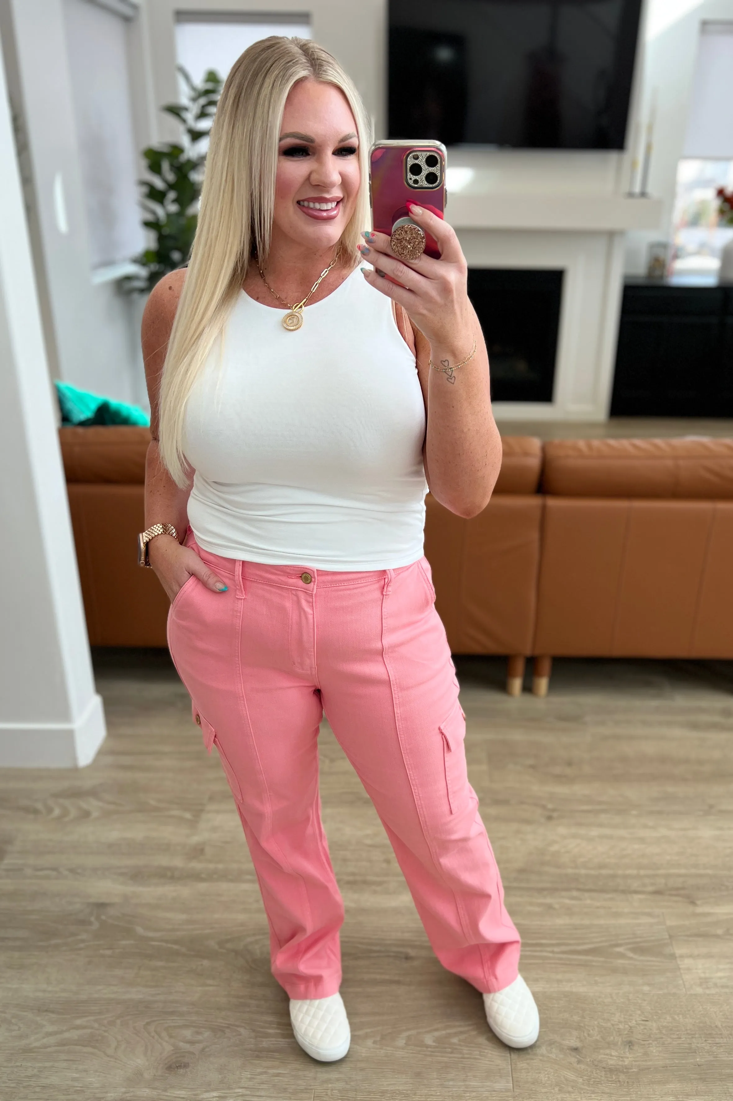 Judy blue Peggy High Rise Cargo Straight Jeans in Pink