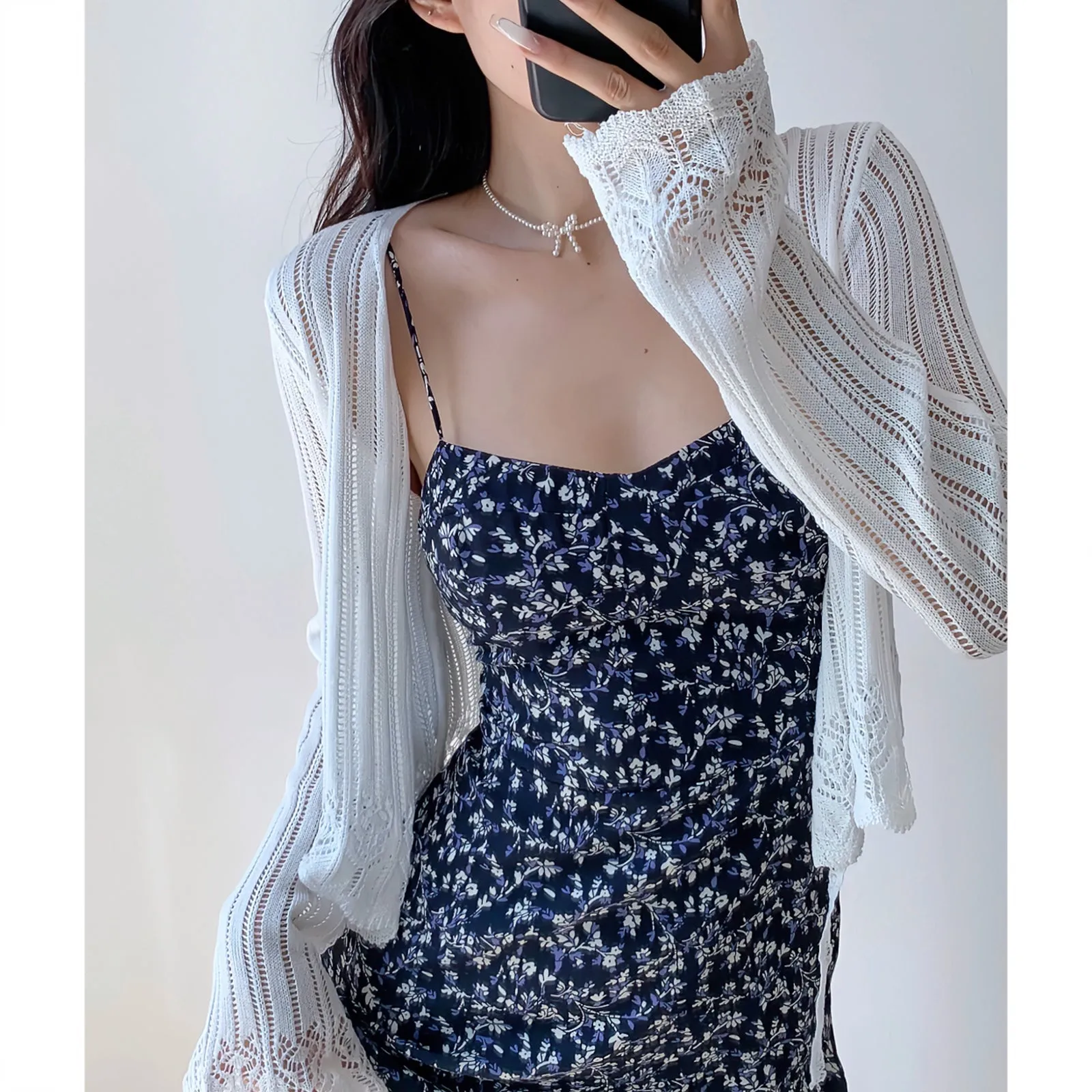 lace V-neck cardigan
