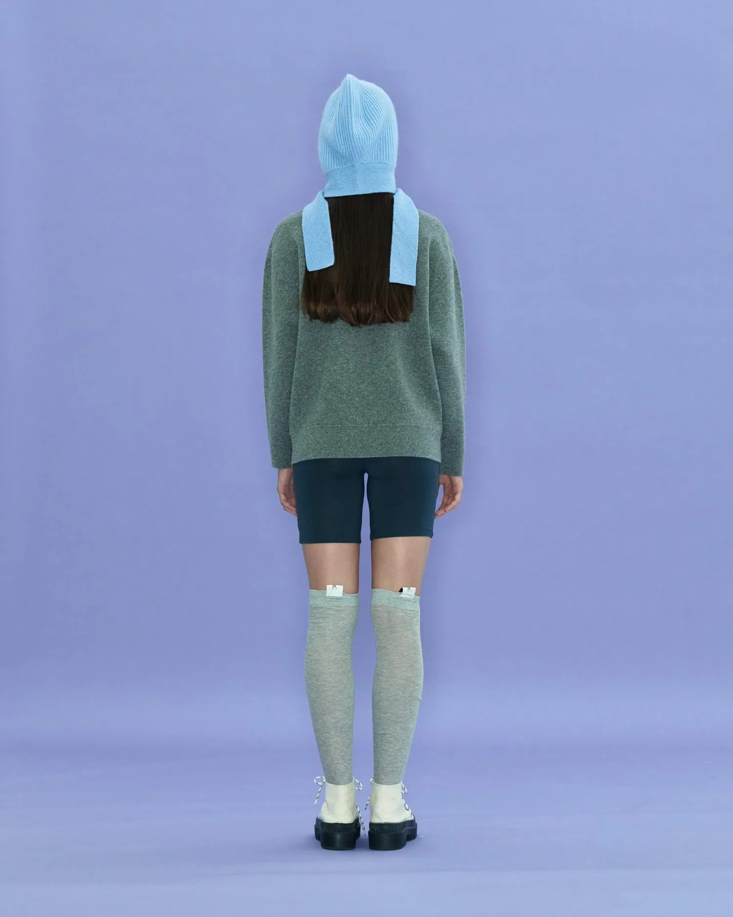 LE C V-Neck Sweater