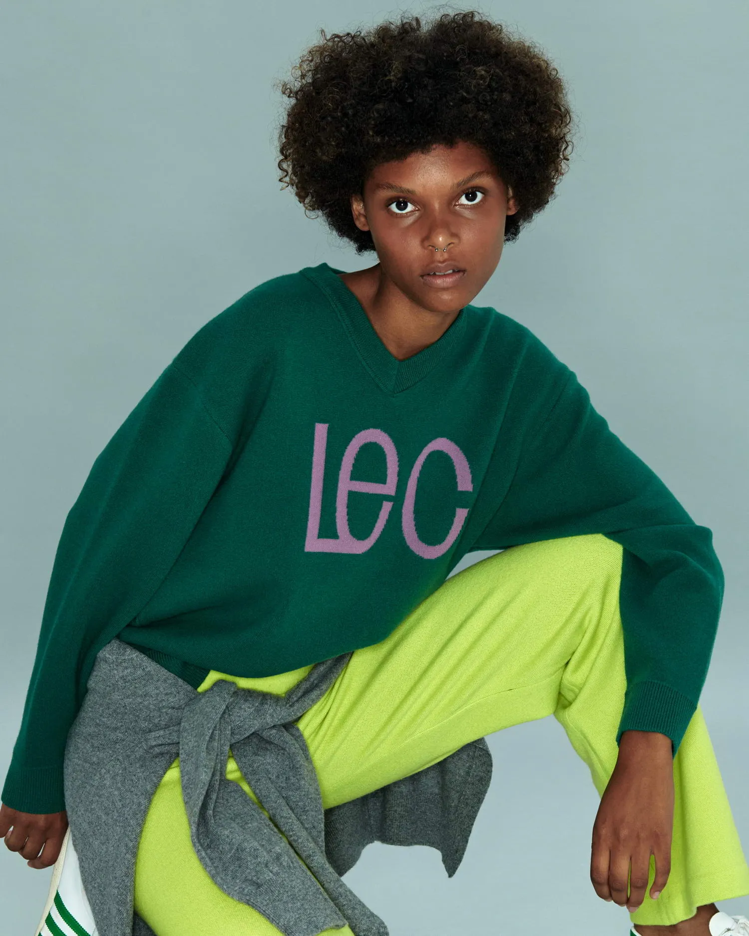 LE C V-Neck Sweater