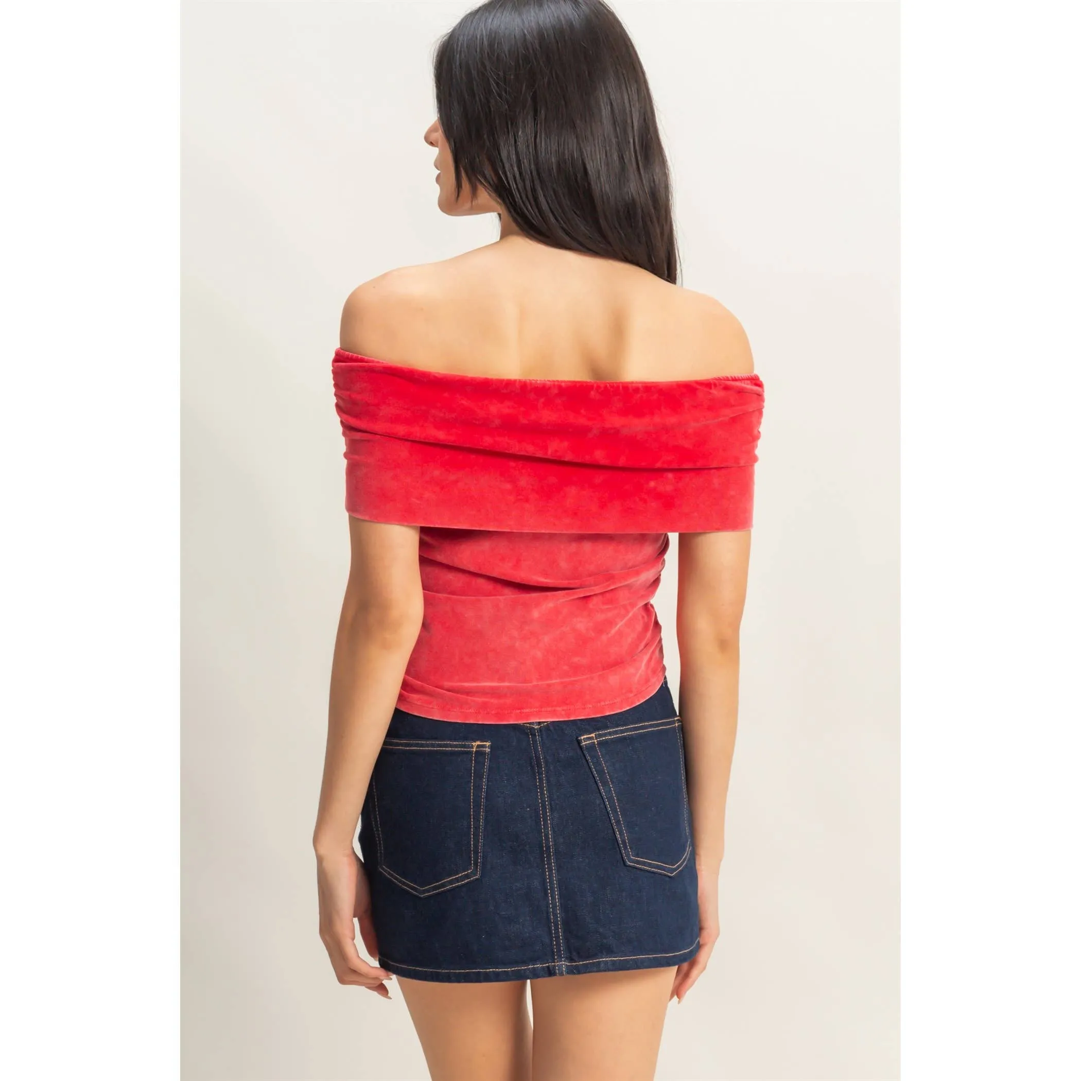 Mara- Off-The-Shoulder Side Ruched Top