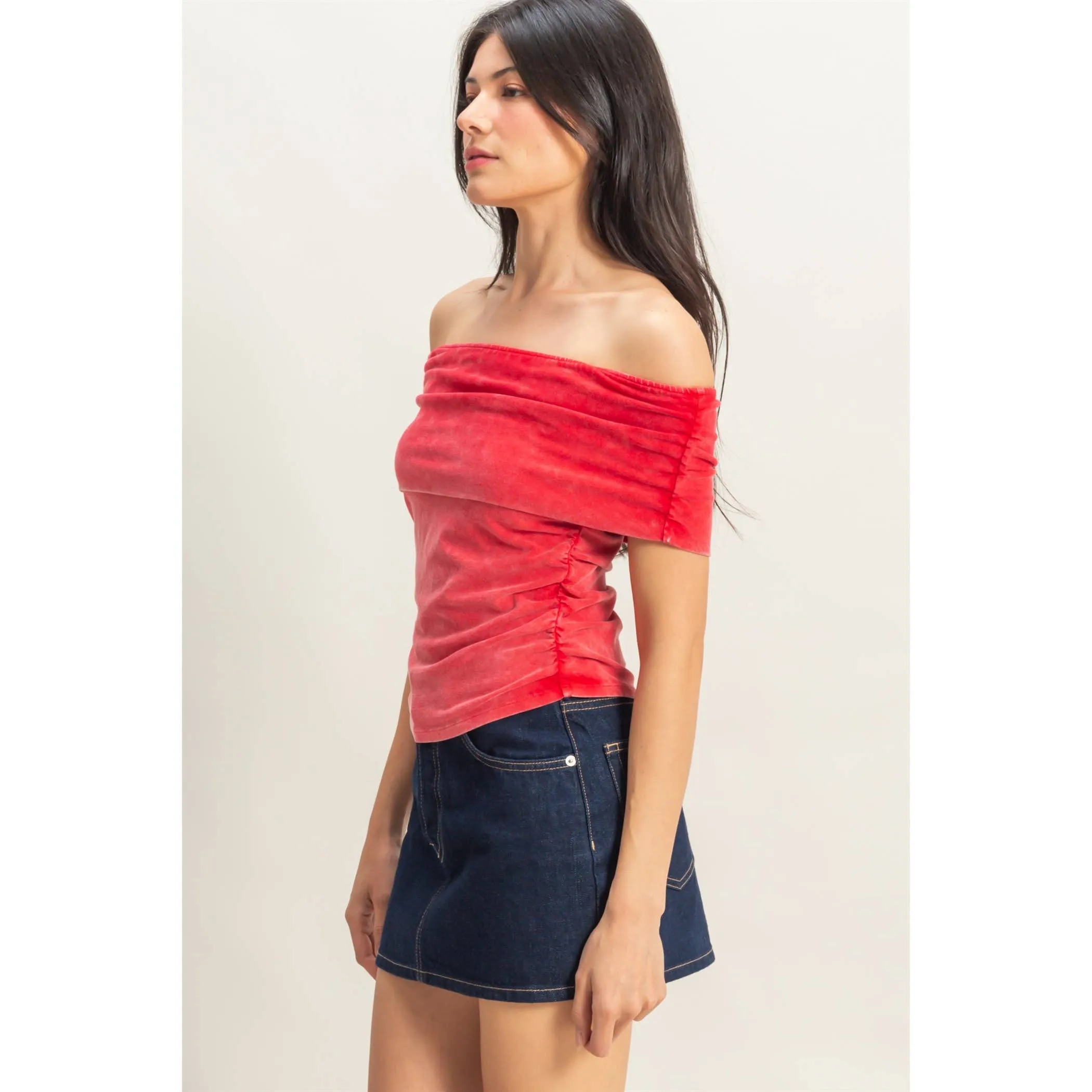 Mara- Off-The-Shoulder Side Ruched Top