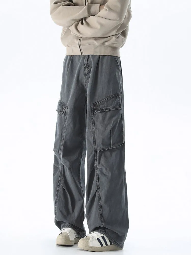 Men's Vintage Cargo Pant Featuring Wrinkle-Free Fabric and Loose Fit