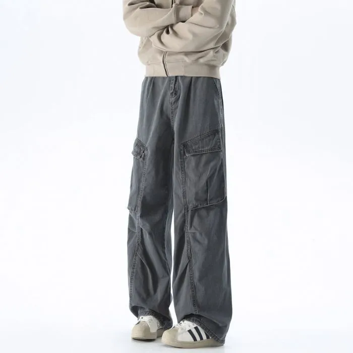 Men's Vintage Cargo Pant Featuring Wrinkle-Free Fabric and Loose Fit