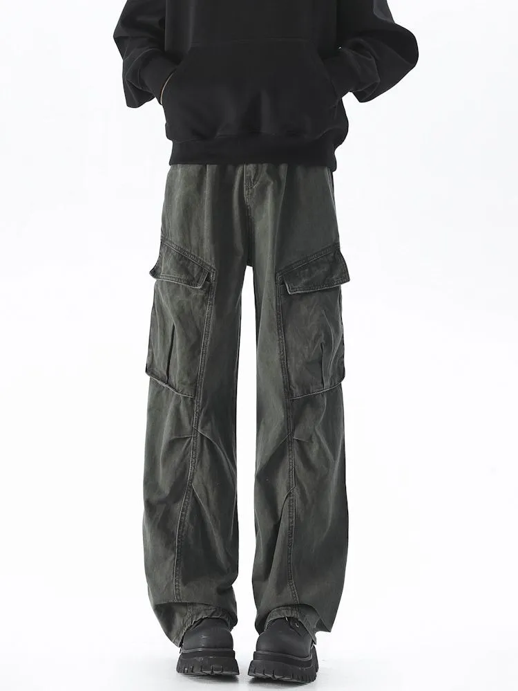 Men's Vintage Cargo Pant Featuring Wrinkle-Free Fabric and Loose Fit