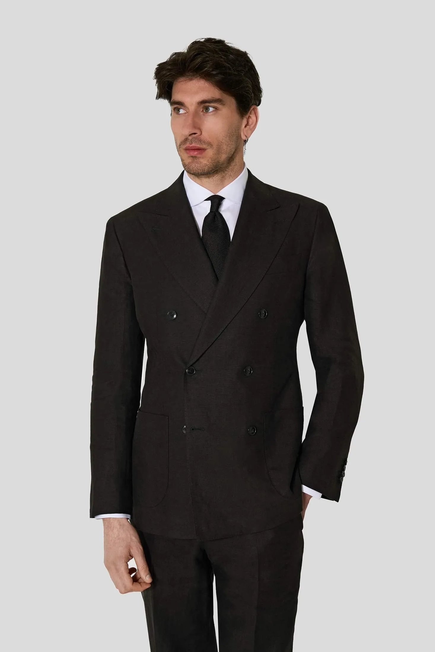 New SUITREVIEW Elmhurst Black Pure Linen DB Suit - Size 42S