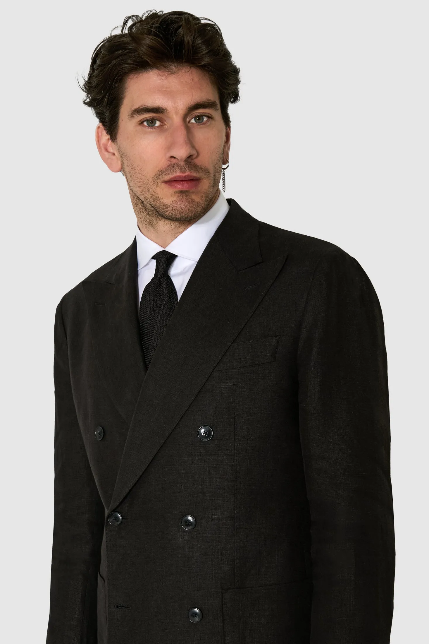 New SUITREVIEW Elmhurst Black Pure Linen DB Suit - Size 42S