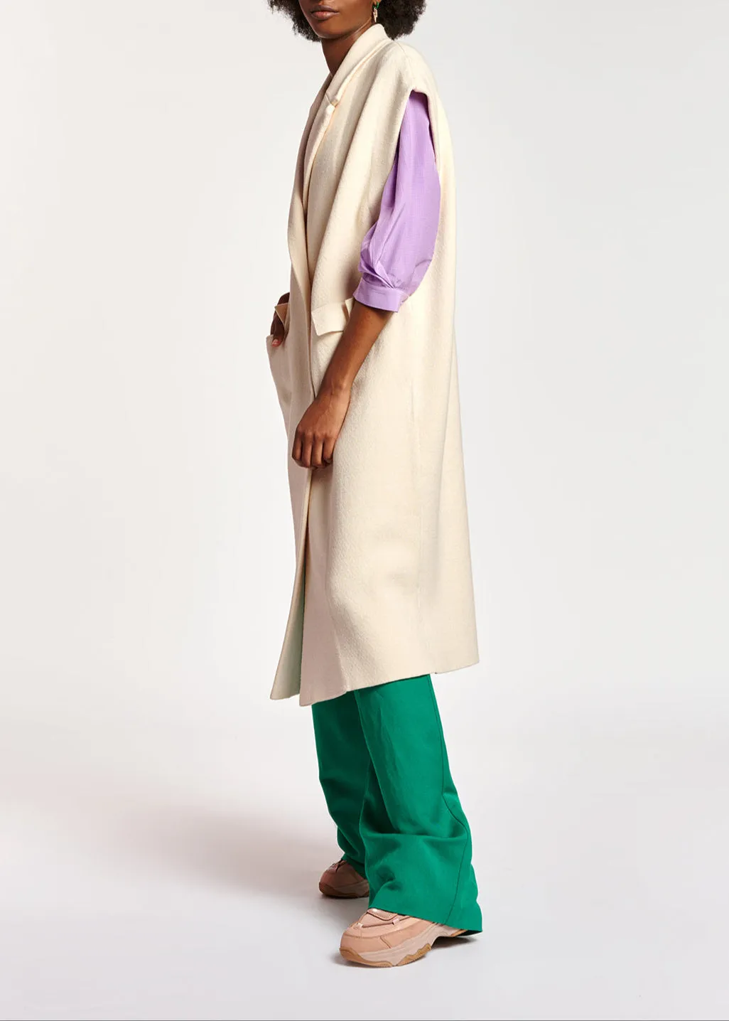 Off-white sleeveless midi-length cardigan