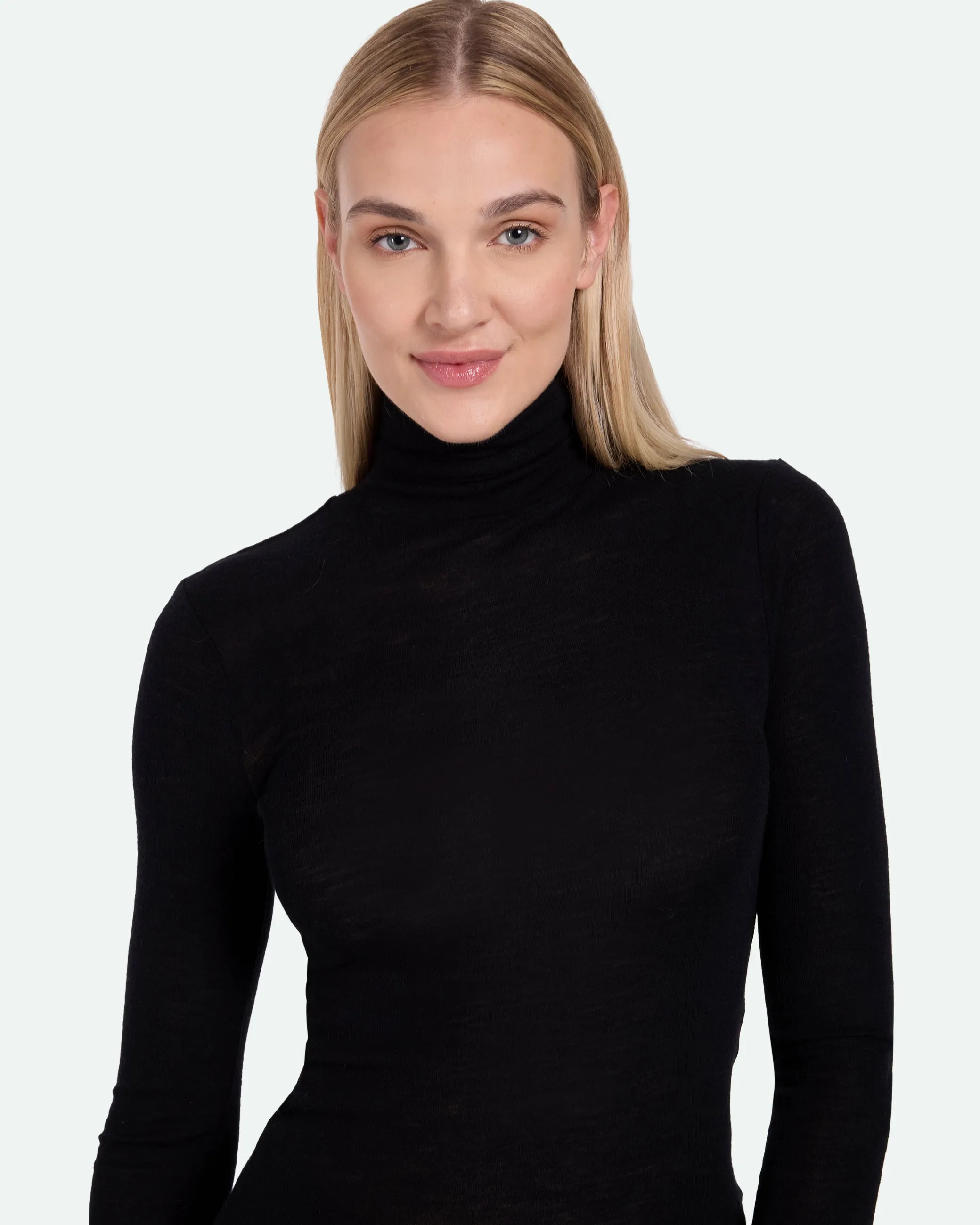 Pernilles long sleeved turtleneck 3736 - Black