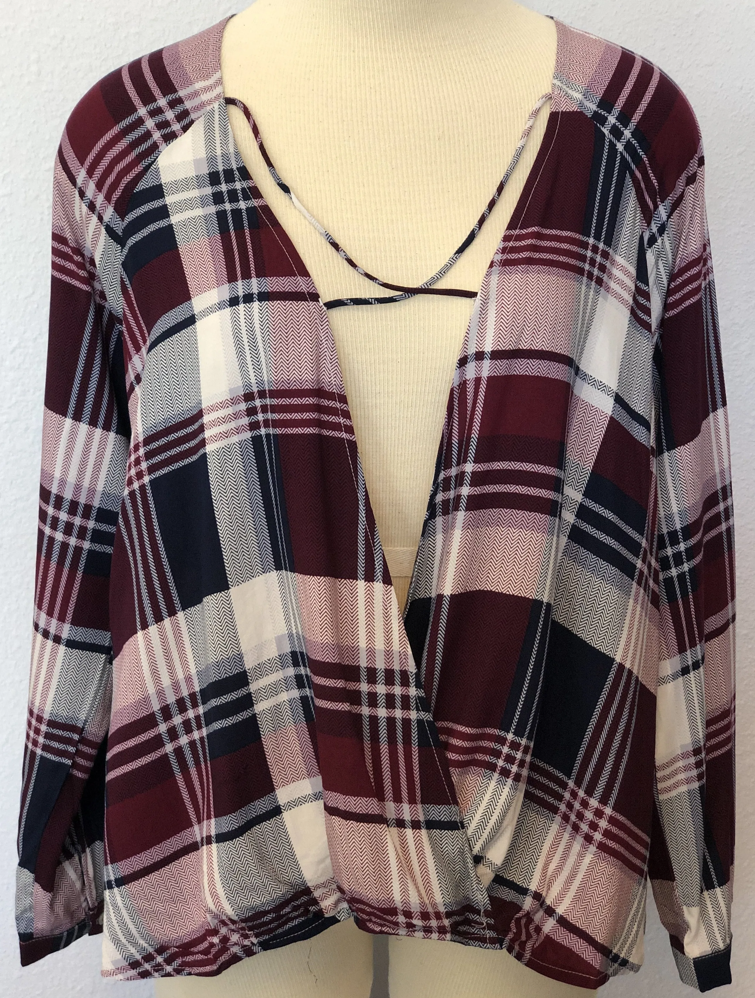 PLAID OPEN FRONT TOP