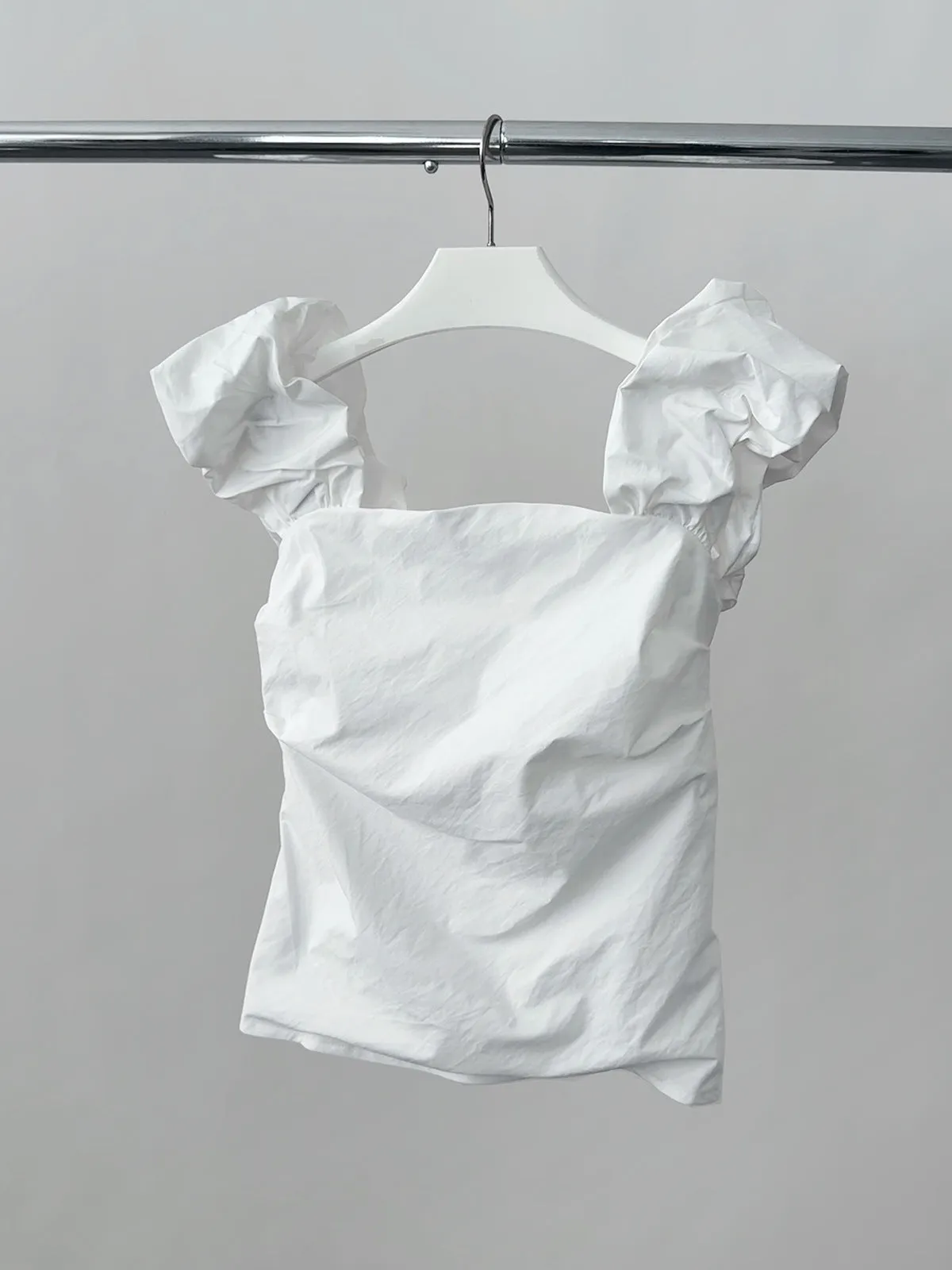 puff sleeve off-shoulder