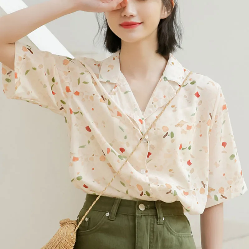 "RETRO SUIT COLLAR CHIFFON PRINT" SHORT-SLEEVED SHIRT K071704
