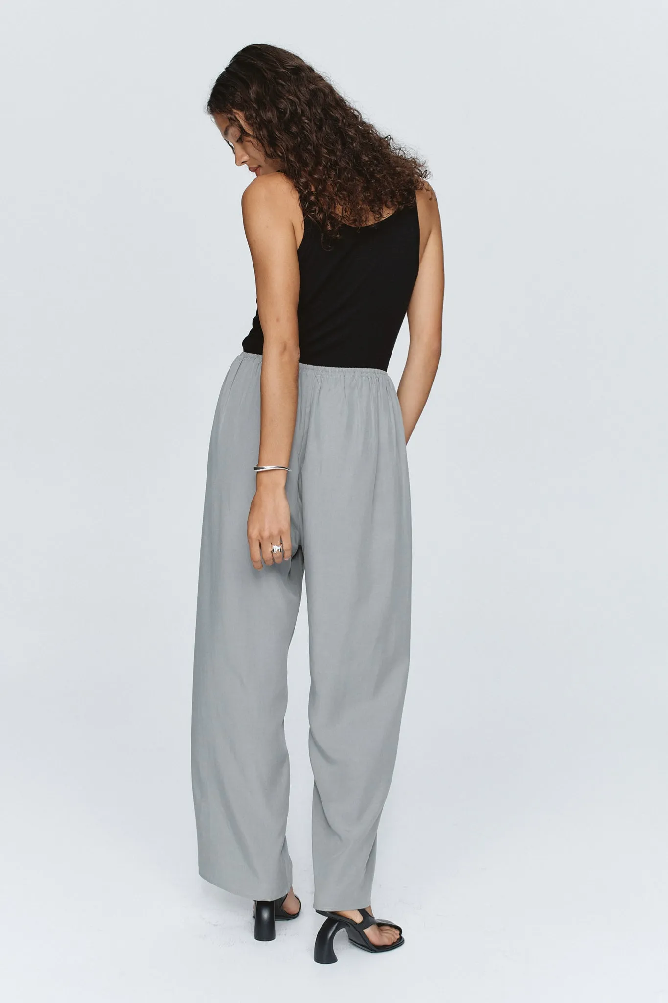 Renee Pant | Duck Egg