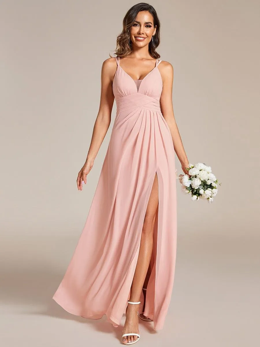 Robe de demoiselle d'honneur en mousseline à col en V avec fente haute