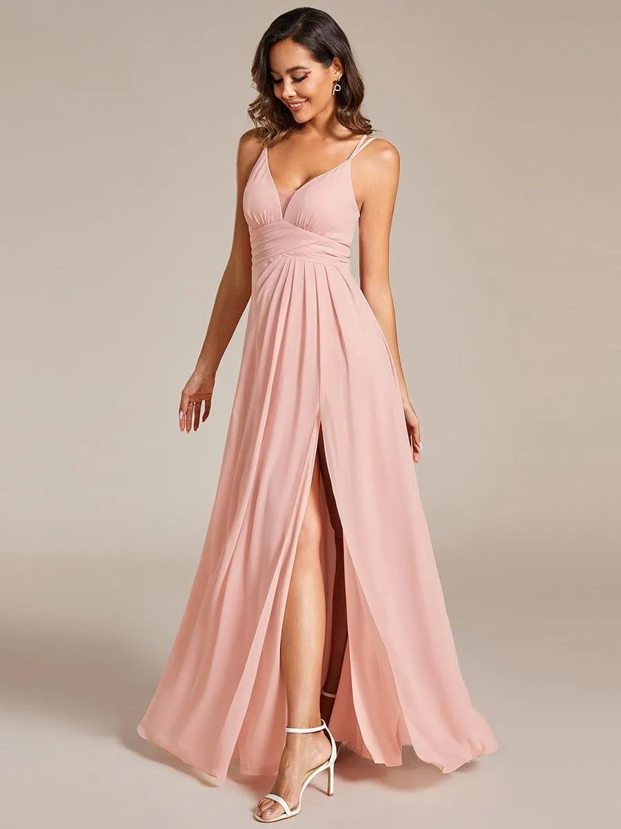 Robe de demoiselle d'honneur en mousseline à col en V avec fente haute