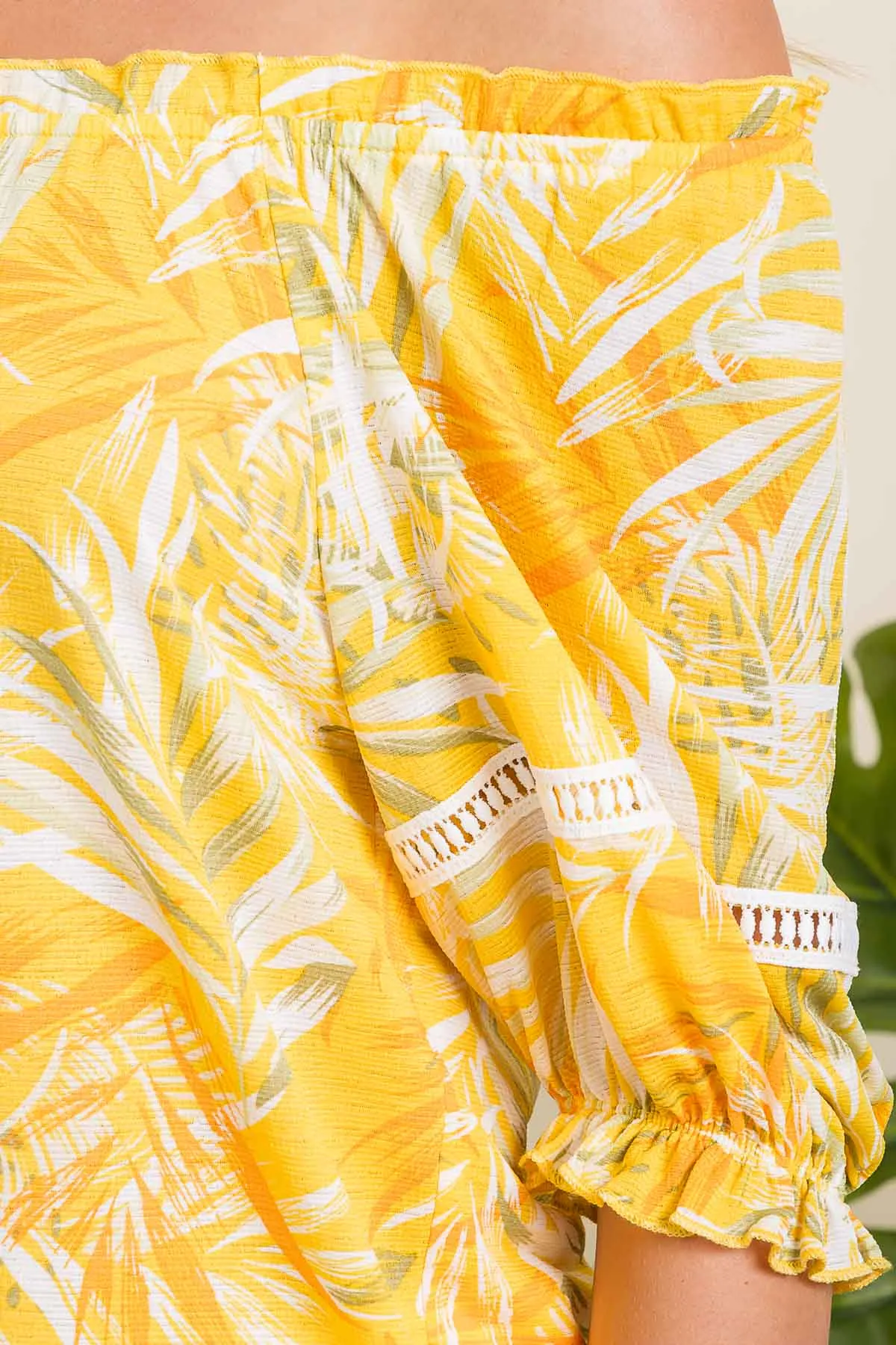 RUFFLE DETAIL PEASANT