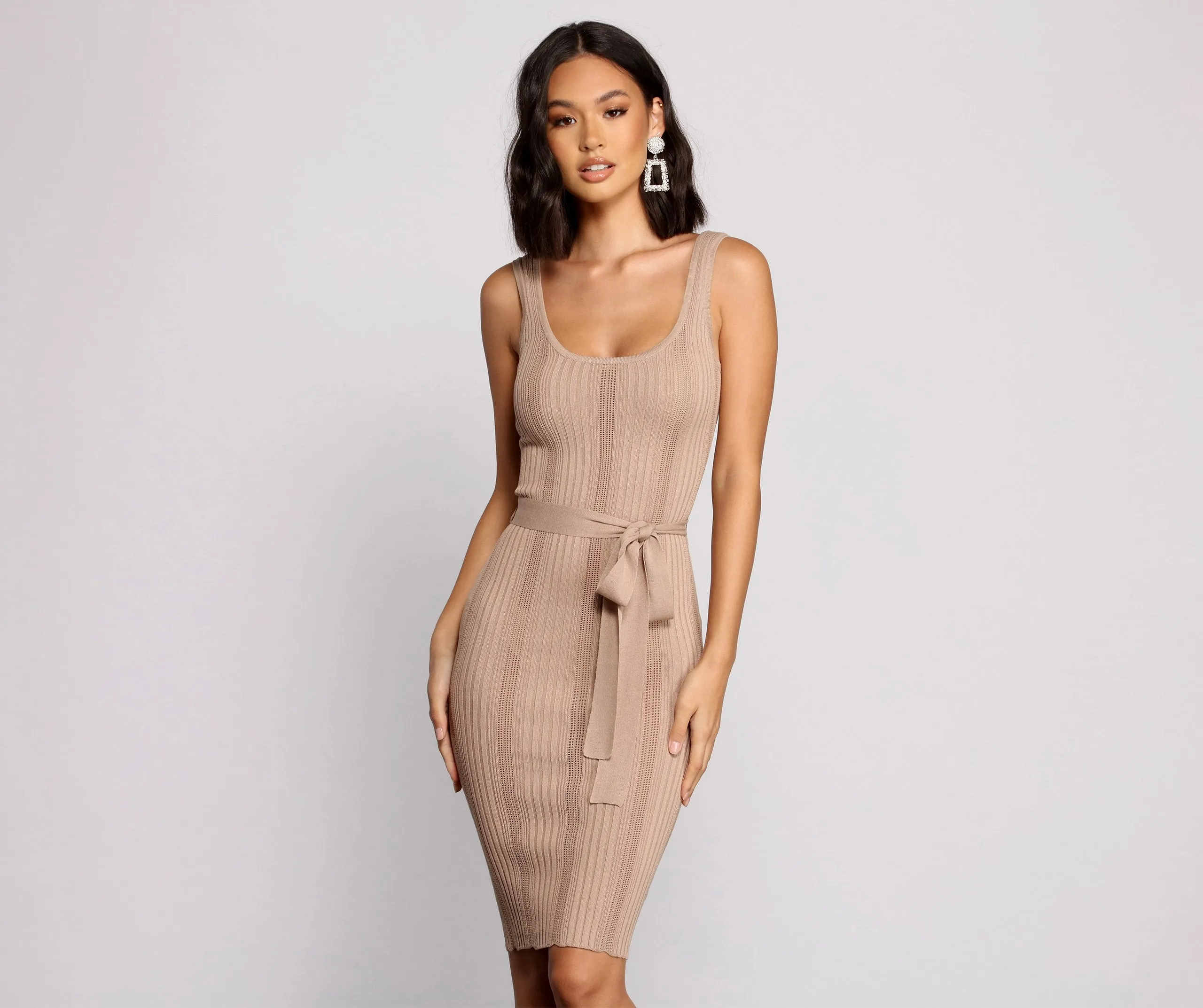 Slay In Style Ribbed Graceful Scoop Neck Midi Dress