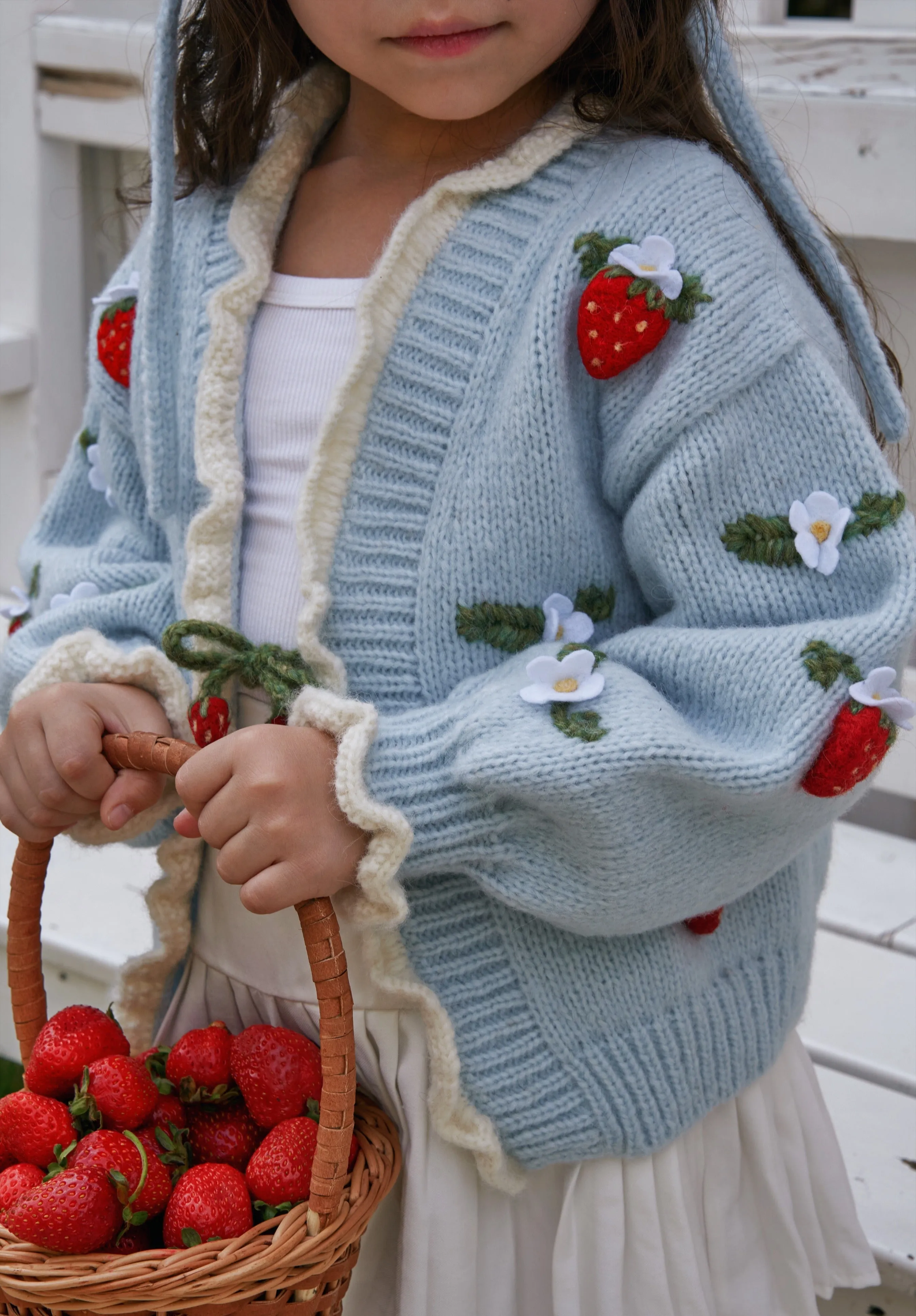 Strawberries Cardigan | Blue