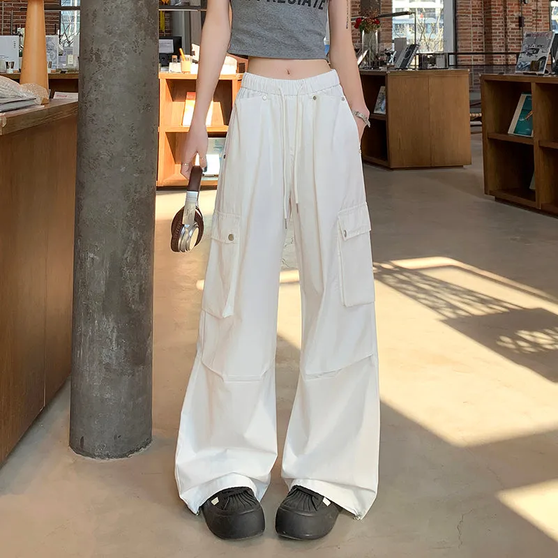 Stylish Solid Wide-Leg Cargo Pant for a Chic High-Street Look